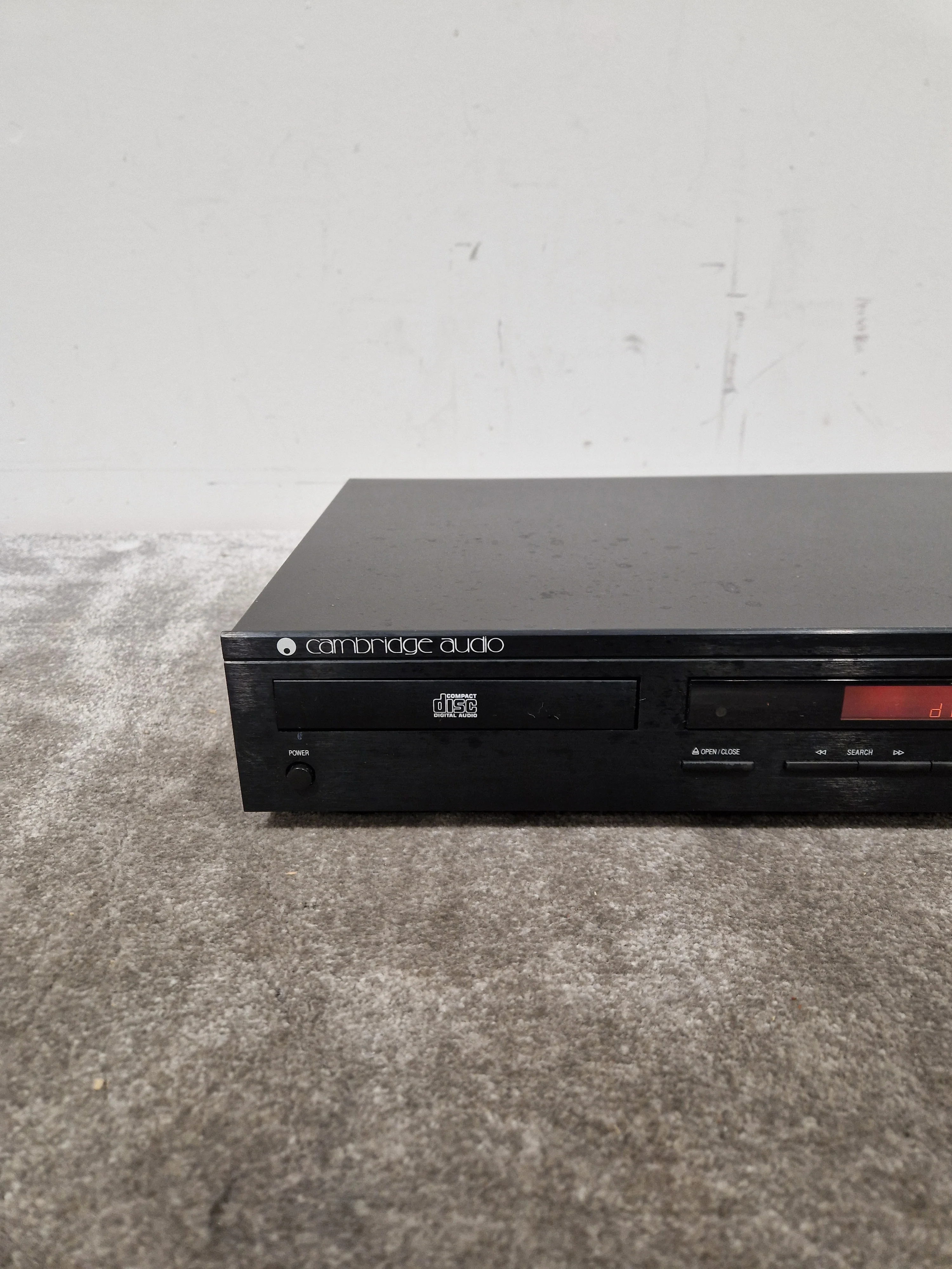 Cambridge Audio CD4 - High-Fidelity CD Player - Very Good w/ Power Supply - Image 7
