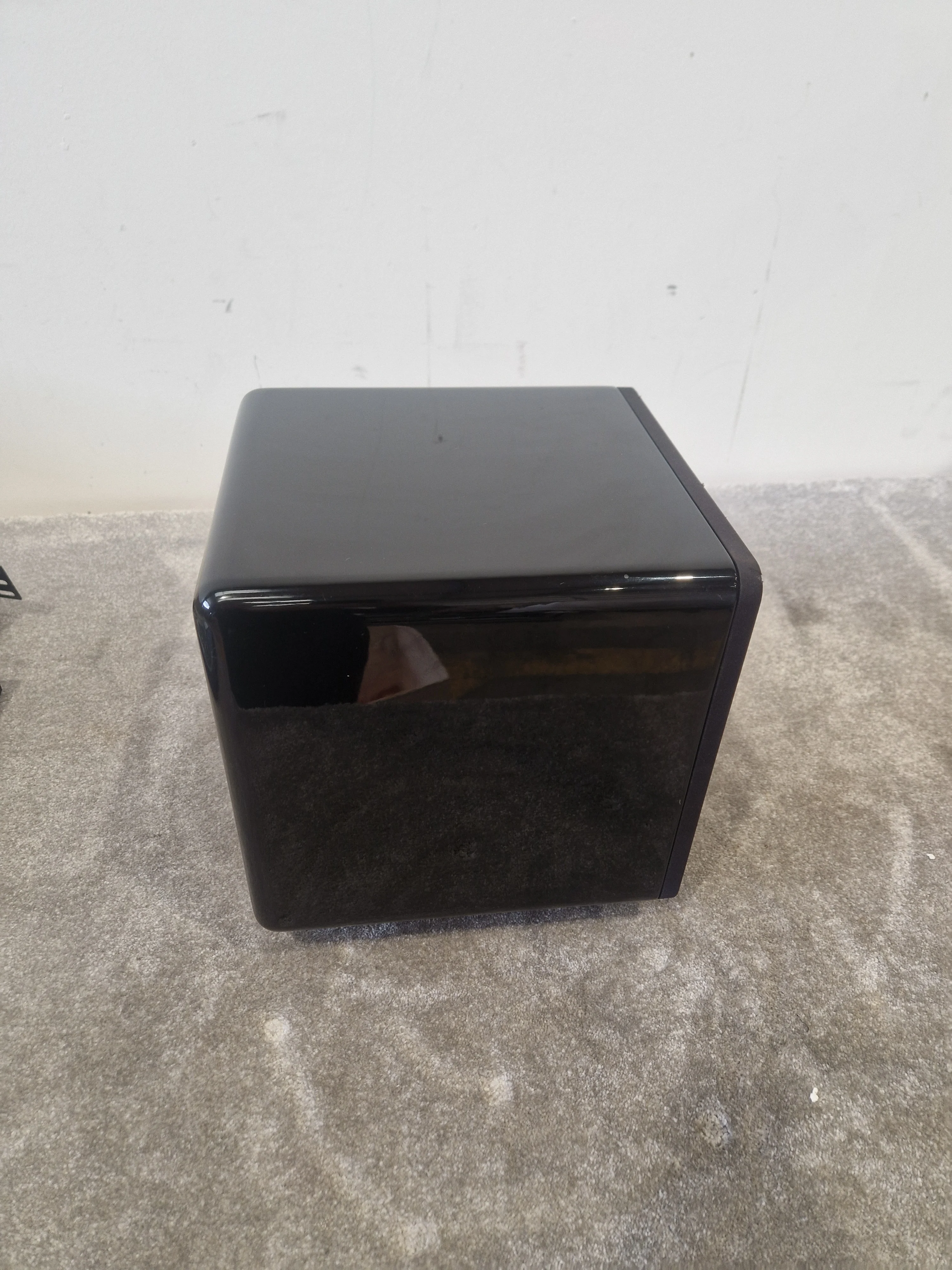 Cambridge Audio Minx X300 – Compact Powered Subwoofer – Very Good - Image 9