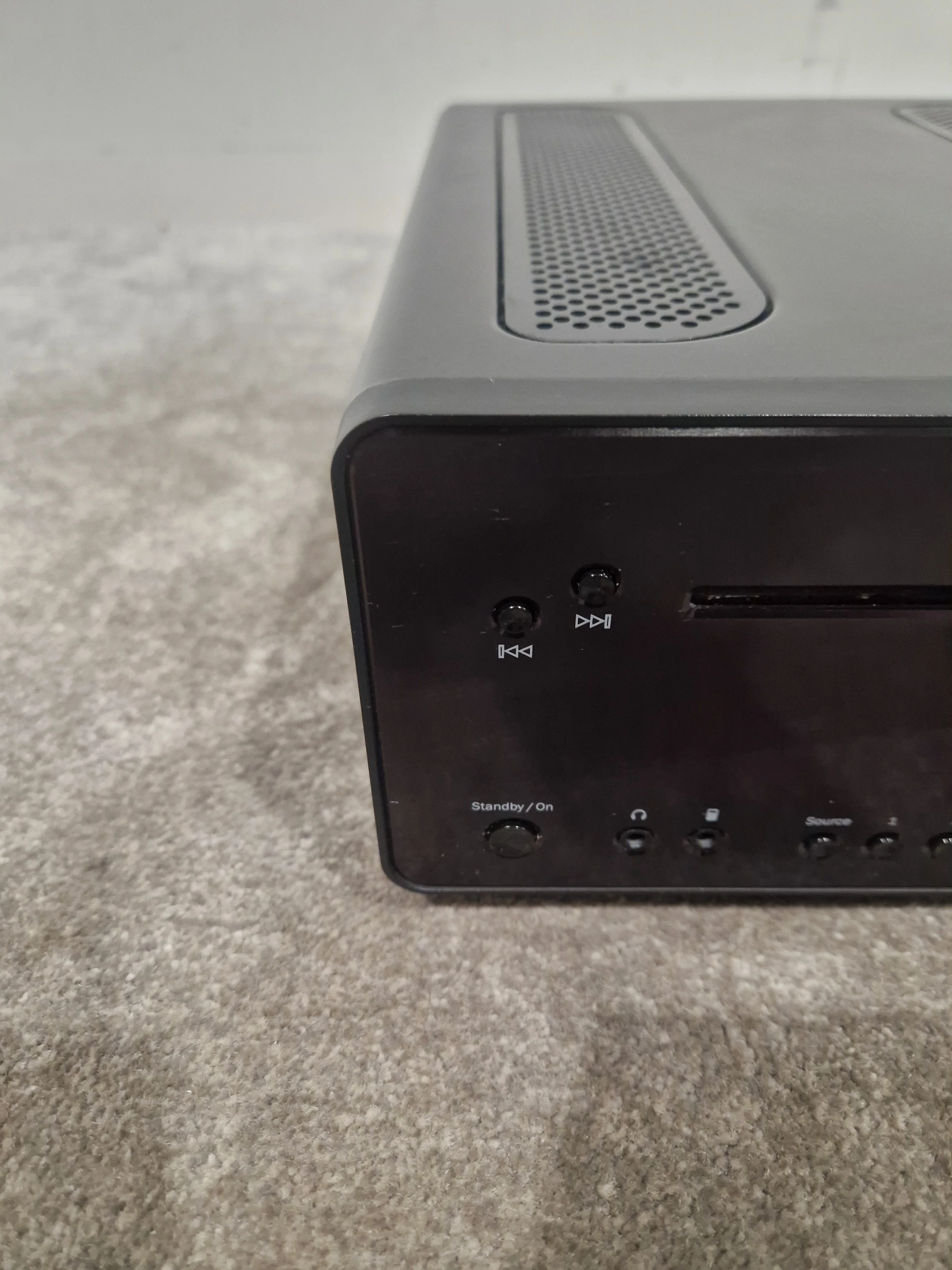Cambridge Audio One - All-in-One Music System - Black - Excellent - Image 3