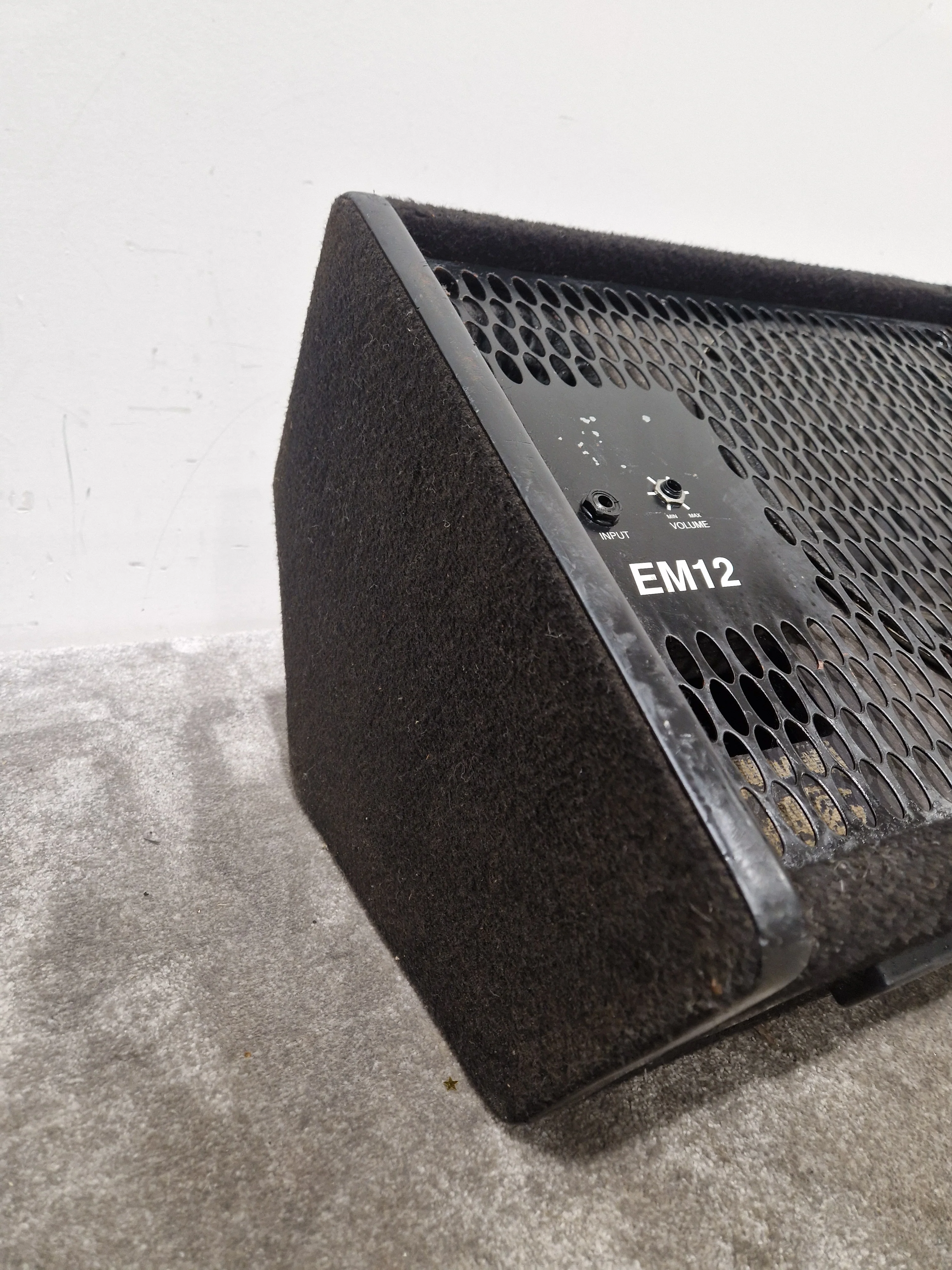 Carlsbro Alpha EM12 Floor Monitor - Black – Floor Monitor - Spares or Repair - Image 10