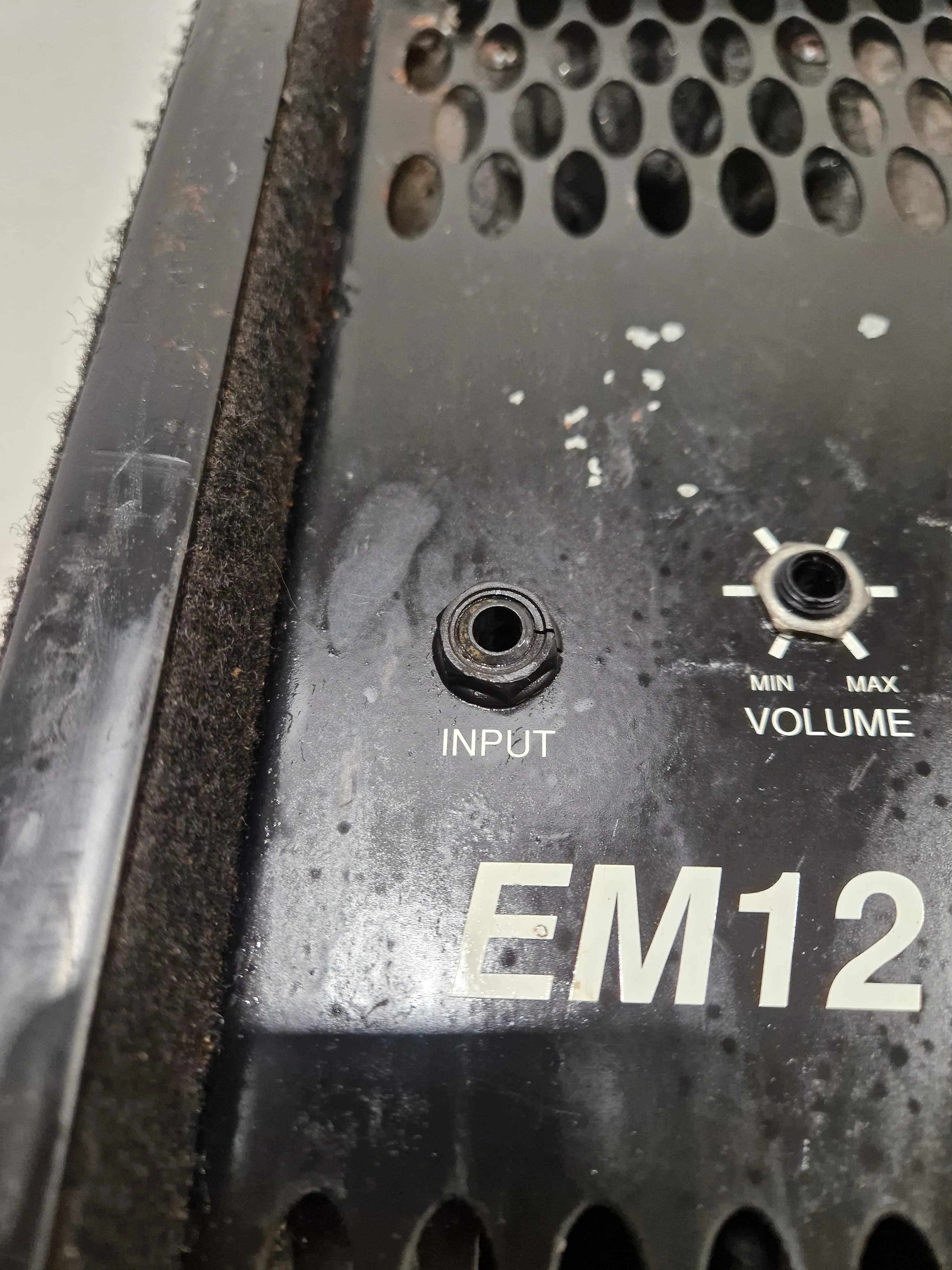 Carlsbro Alpha EM12 Floor Monitor - Black – Floor Monitor - Spares or Repair - Image 14