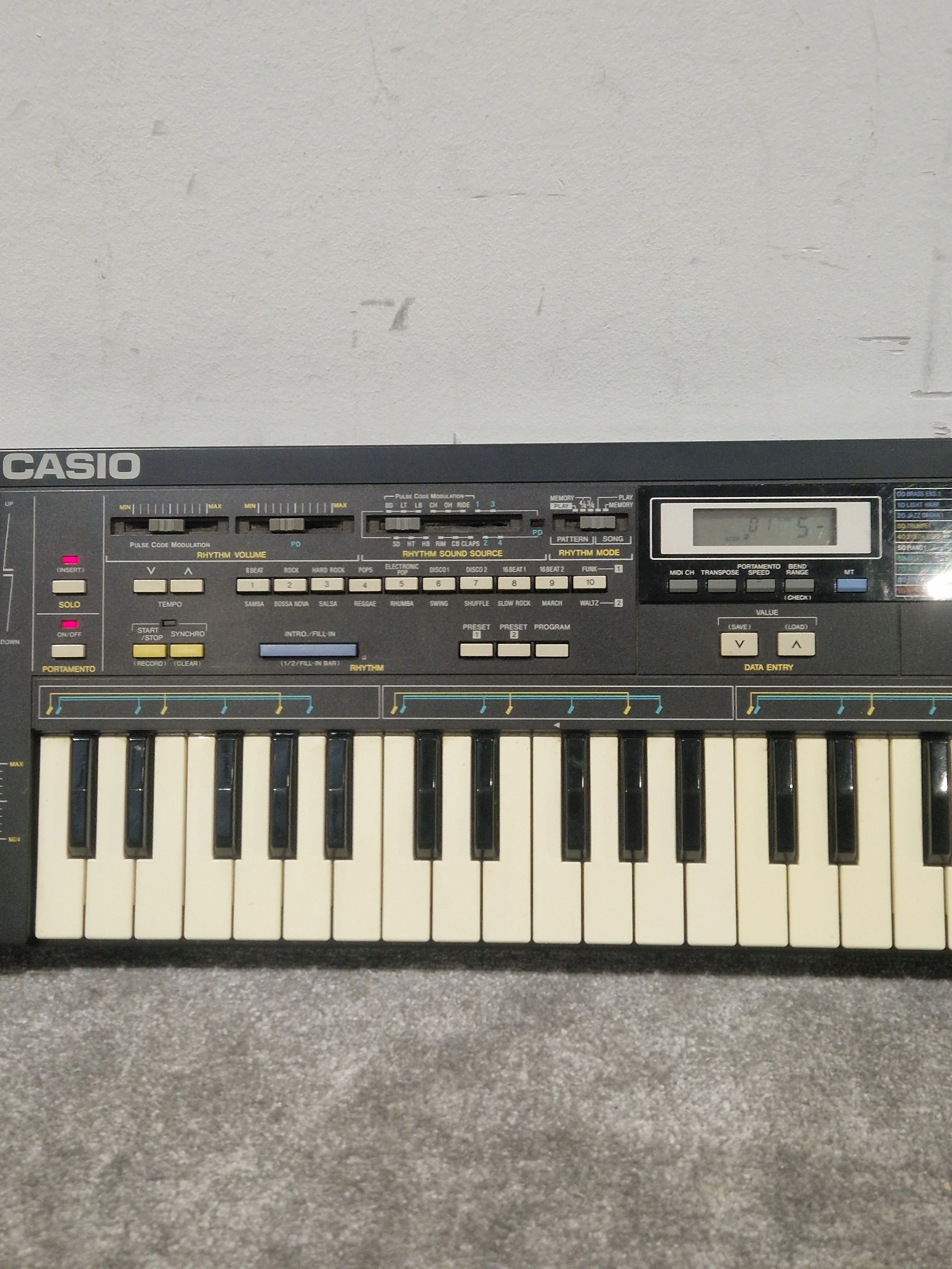 Casio CZ-230S - Digital Synthesizer - Spares or Repair w/ Original Box - Image 15