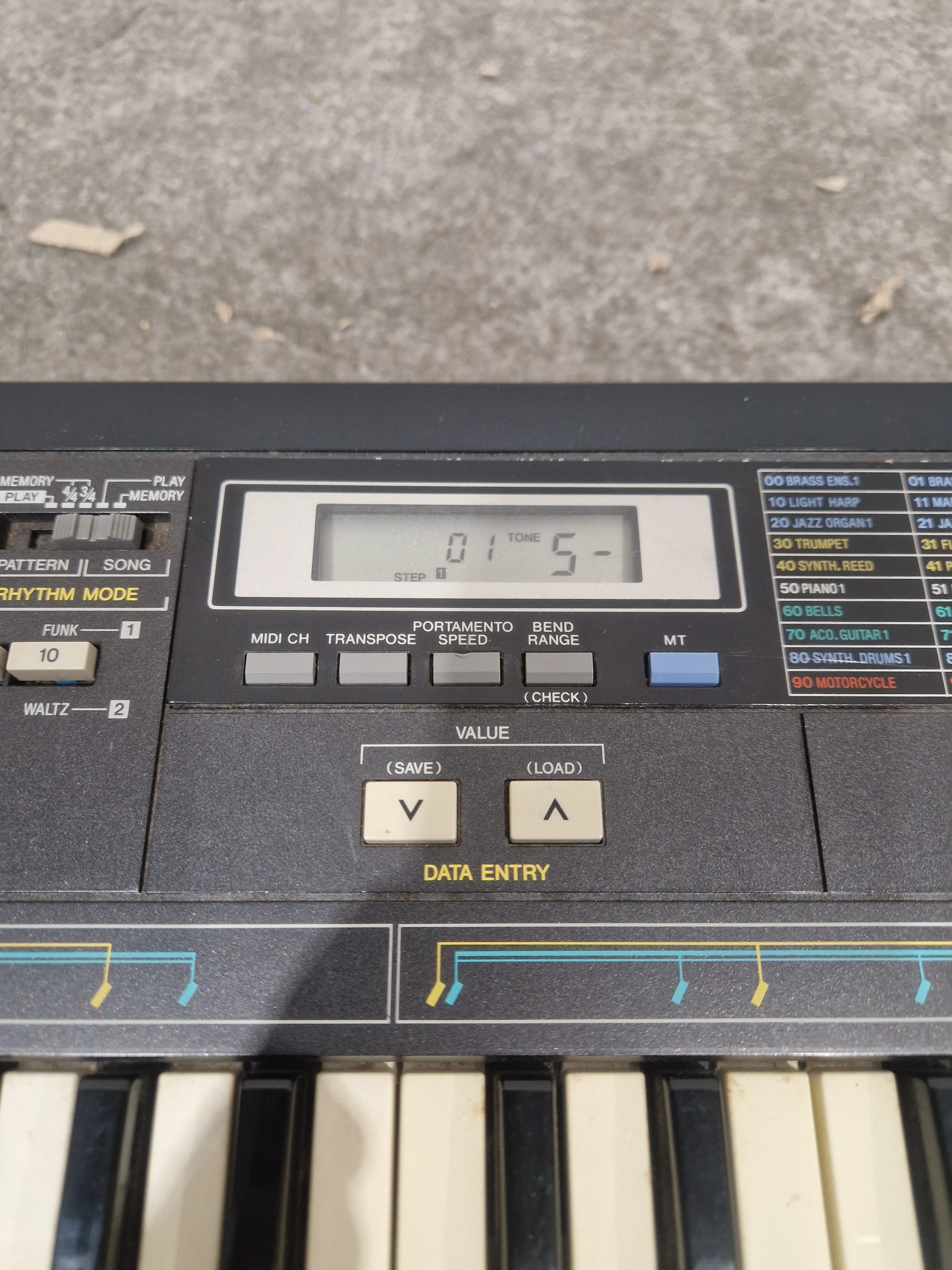 Casio CZ-230S - Digital Synthesizer - Spares or Repair w/ Original Box - Image 6