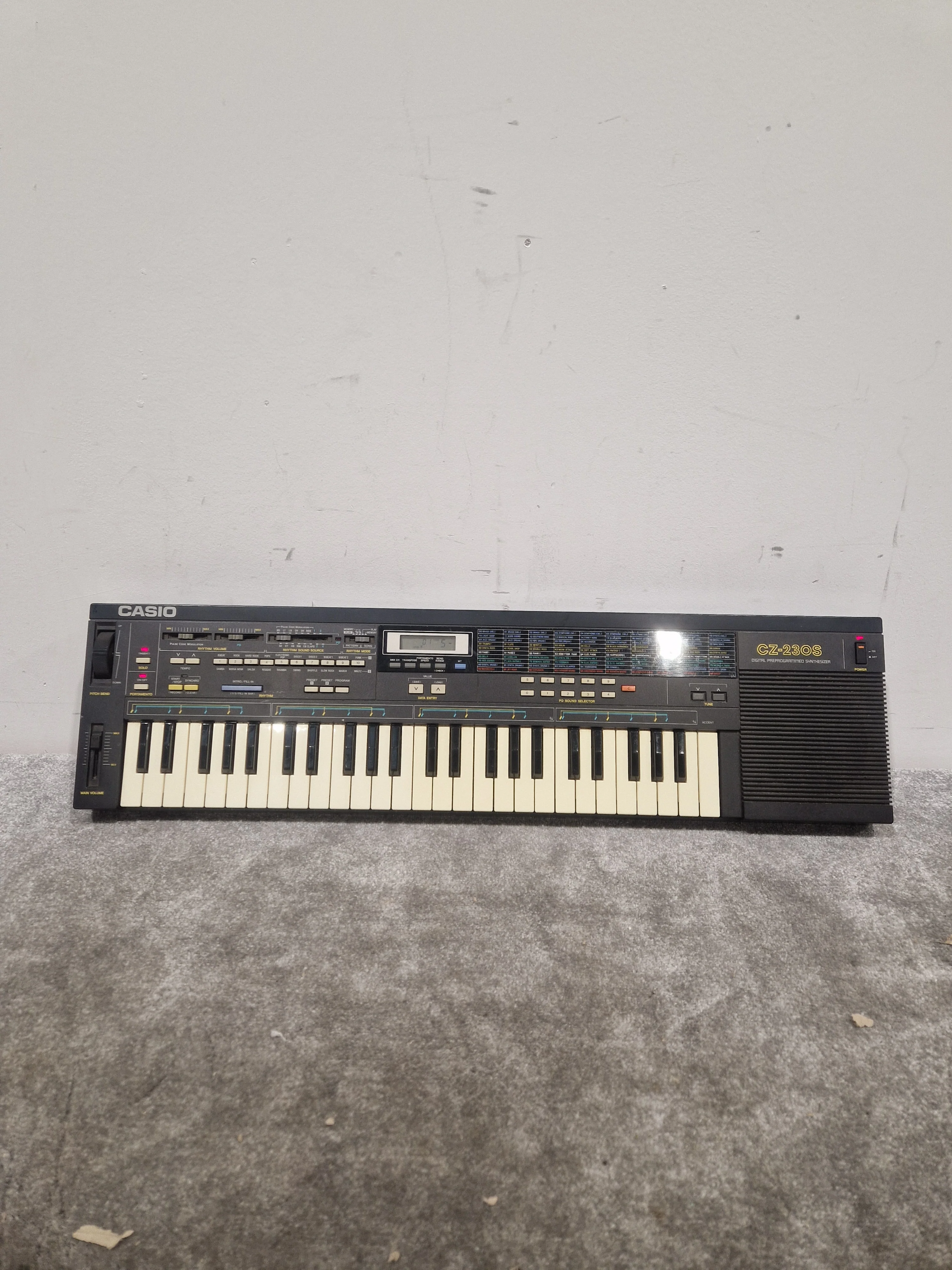 Casio CZ-230S - Digital Synthesizer - Spares or Repair w/ Original Box - Image 8