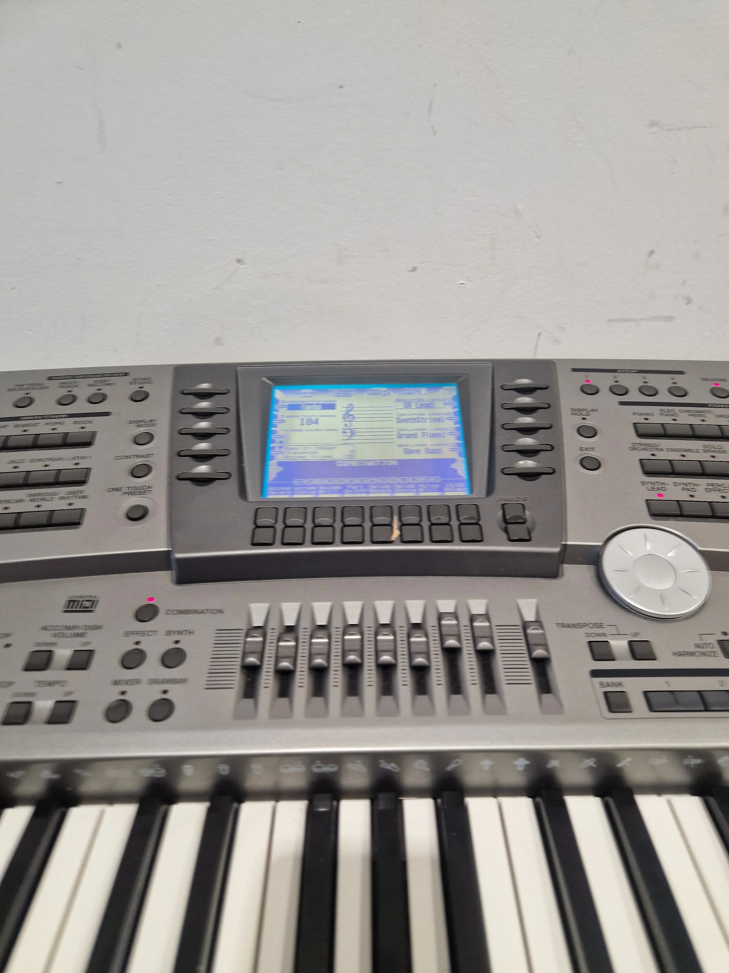 Casio MZ-2000 - Keyboard Workstation - Silver/Gray - Excellent w/ Power Supply & Manuals - Image 18