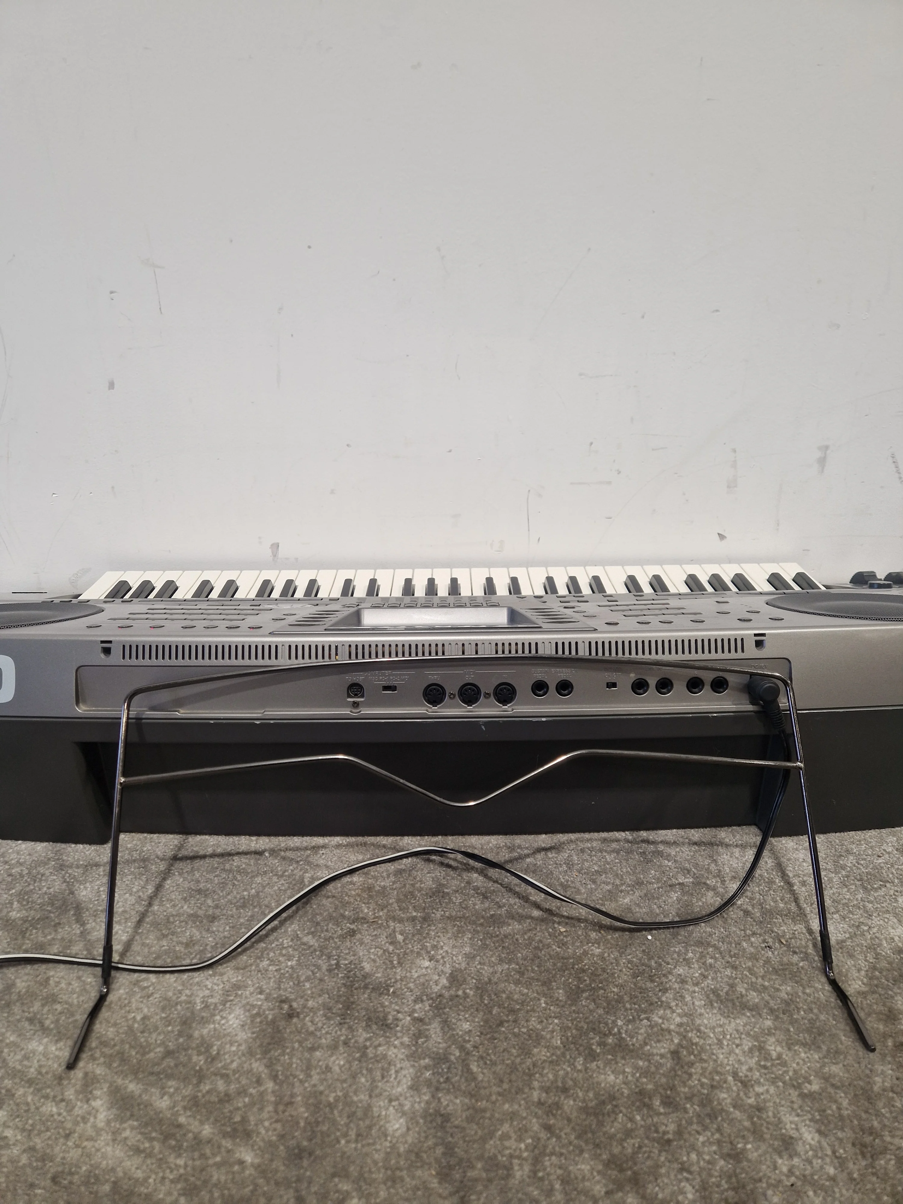 Casio MZ-2000 - Keyboard Workstation - Silver/Gray - Excellent w/ Power Supply & Manuals - Image 2