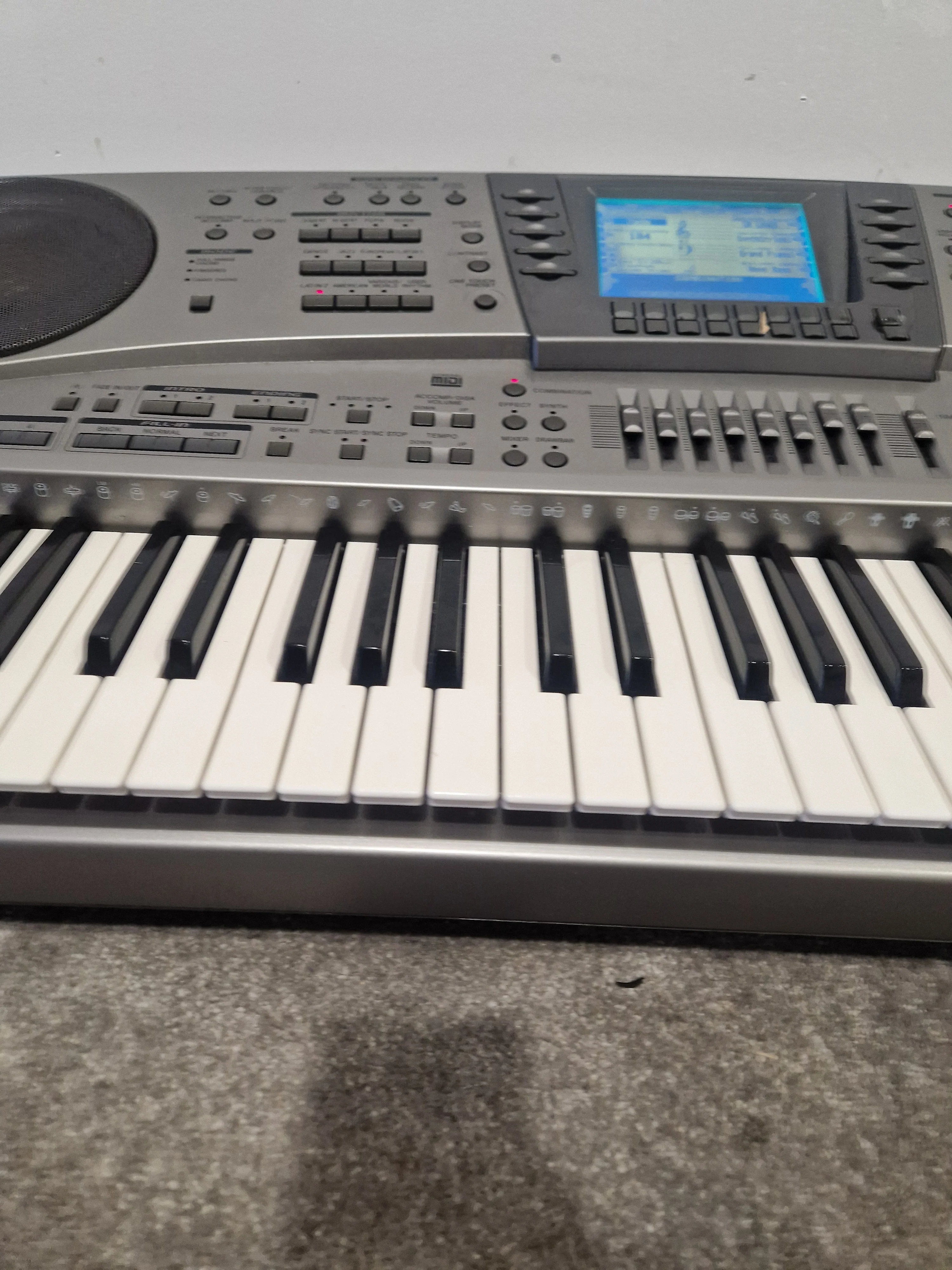 Casio MZ-2000 - Keyboard Workstation - Silver/Gray - Excellent w/ Power Supply & Manuals - Image 20