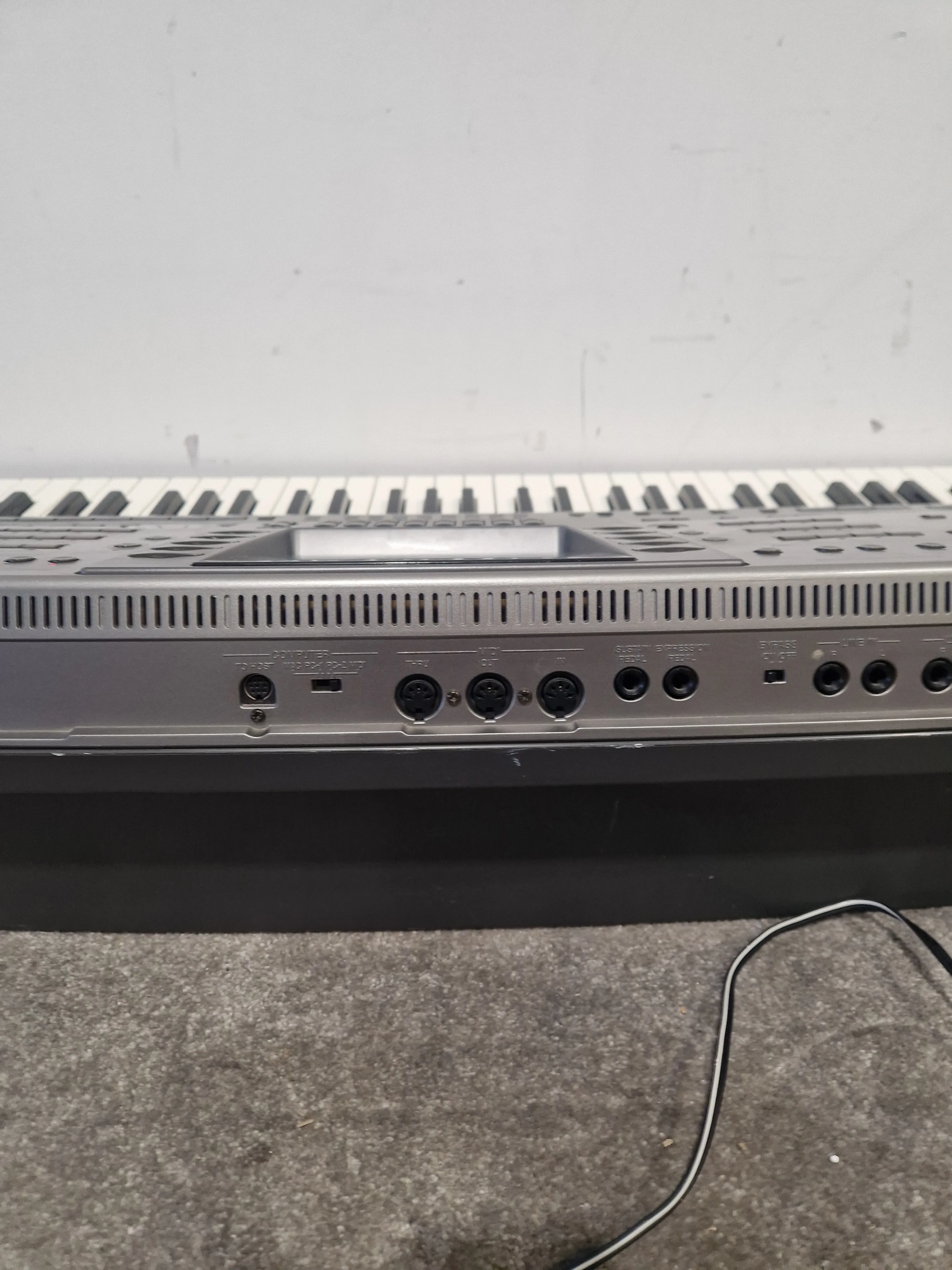 Casio MZ-2000 - Keyboard Workstation - Silver/Gray - Excellent w/ Power Supply & Manuals - Image 5