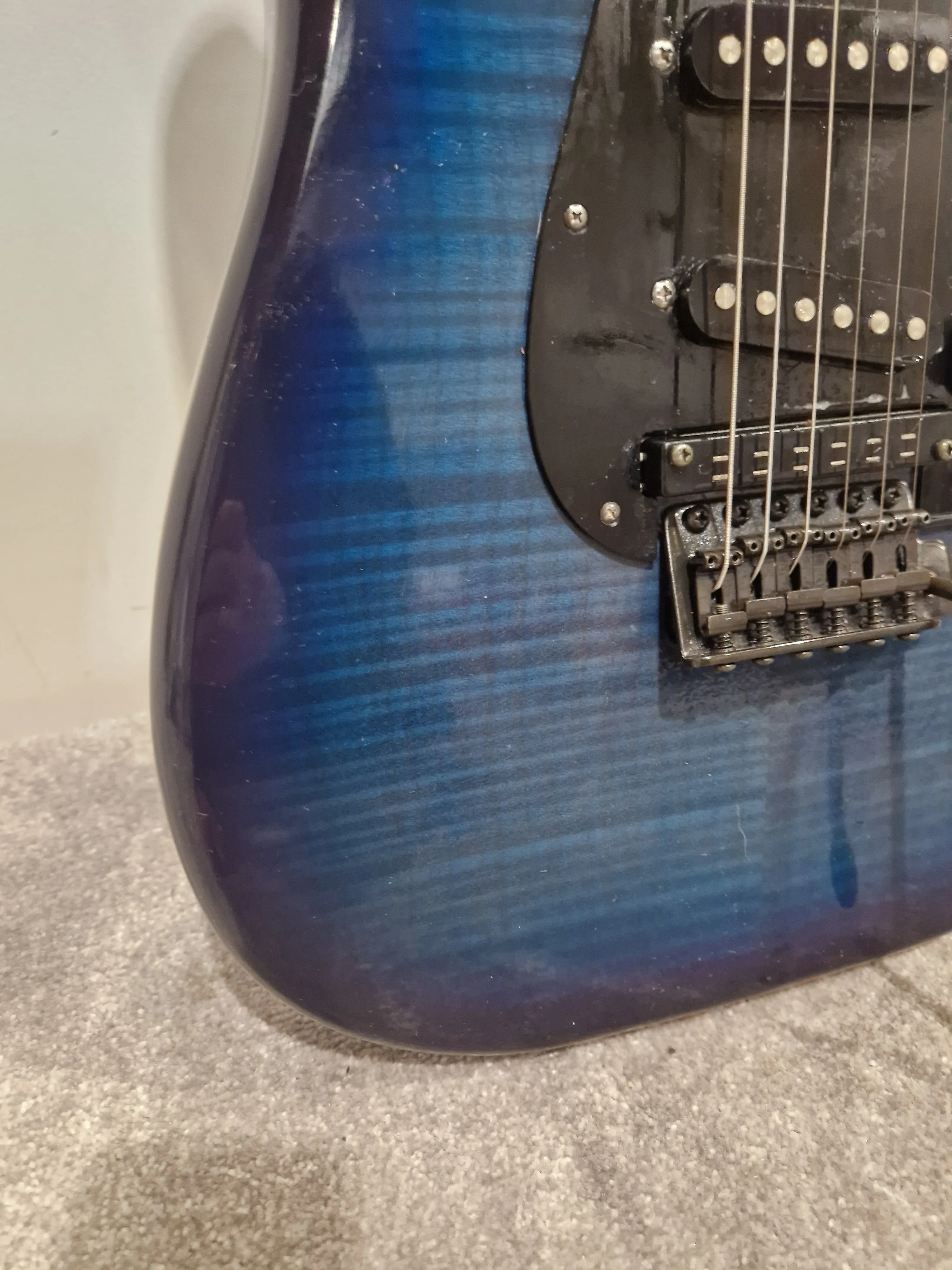 Casio PG-300 - Guitar Synthesizer - Blue Flame Top - Good w/ Original Box - Image 11