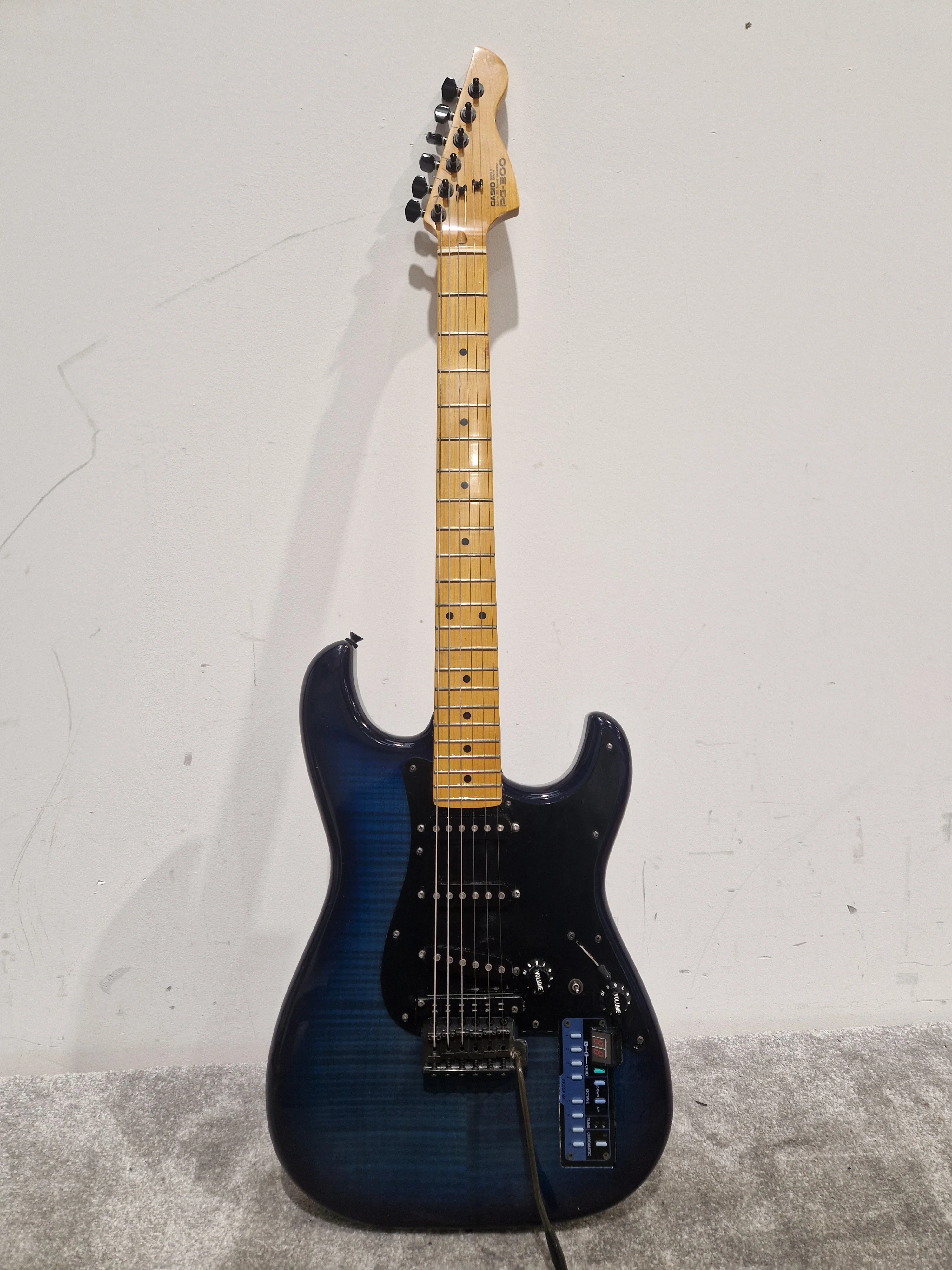 Casio PG-300 - Guitar Synthesizer - Blue Flame Top - Good w/ Original Box - Image 2