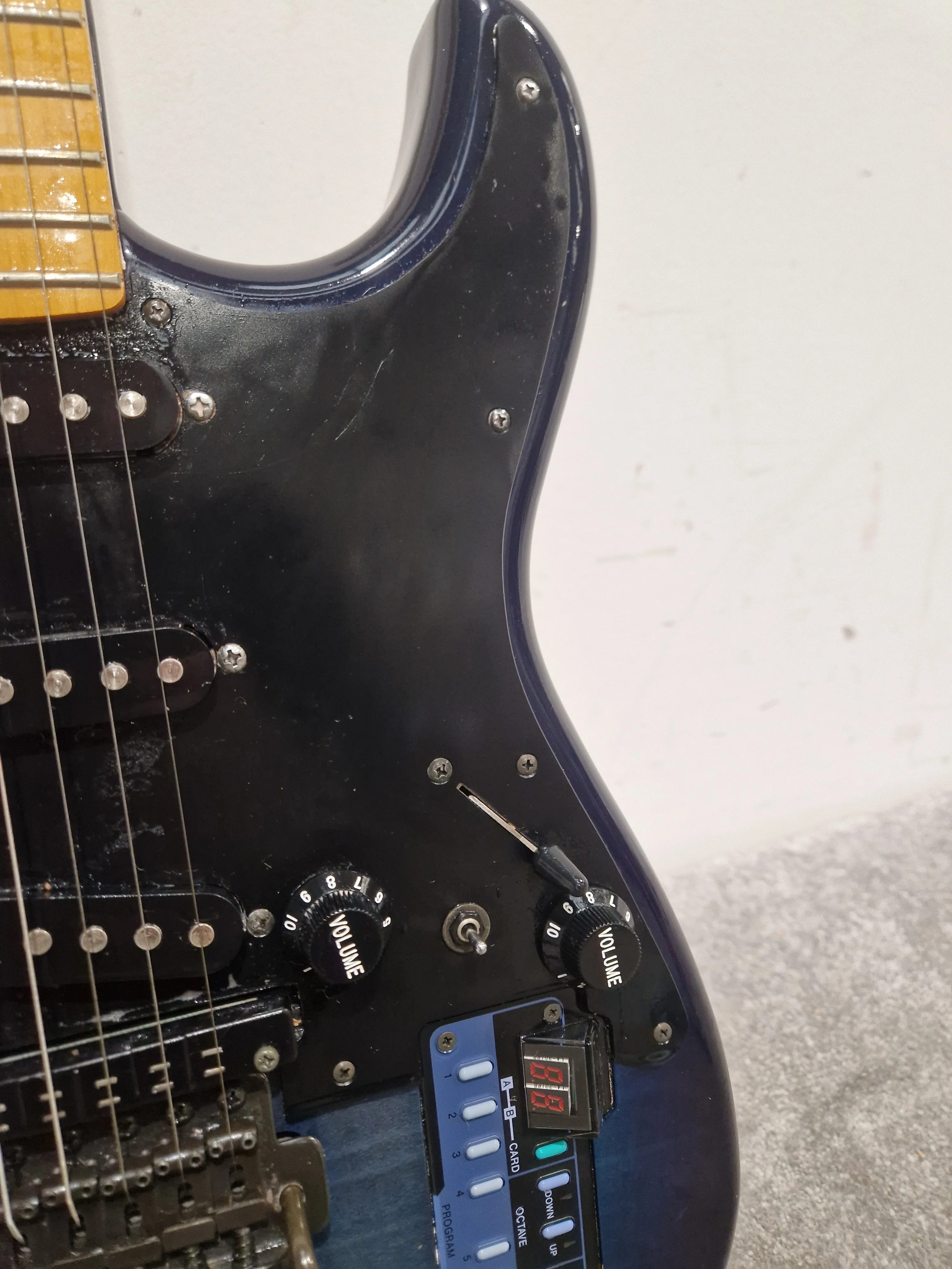 Casio PG-300 - Guitar Synthesizer - Blue Flame Top - Good w/ Original Box - Image 6