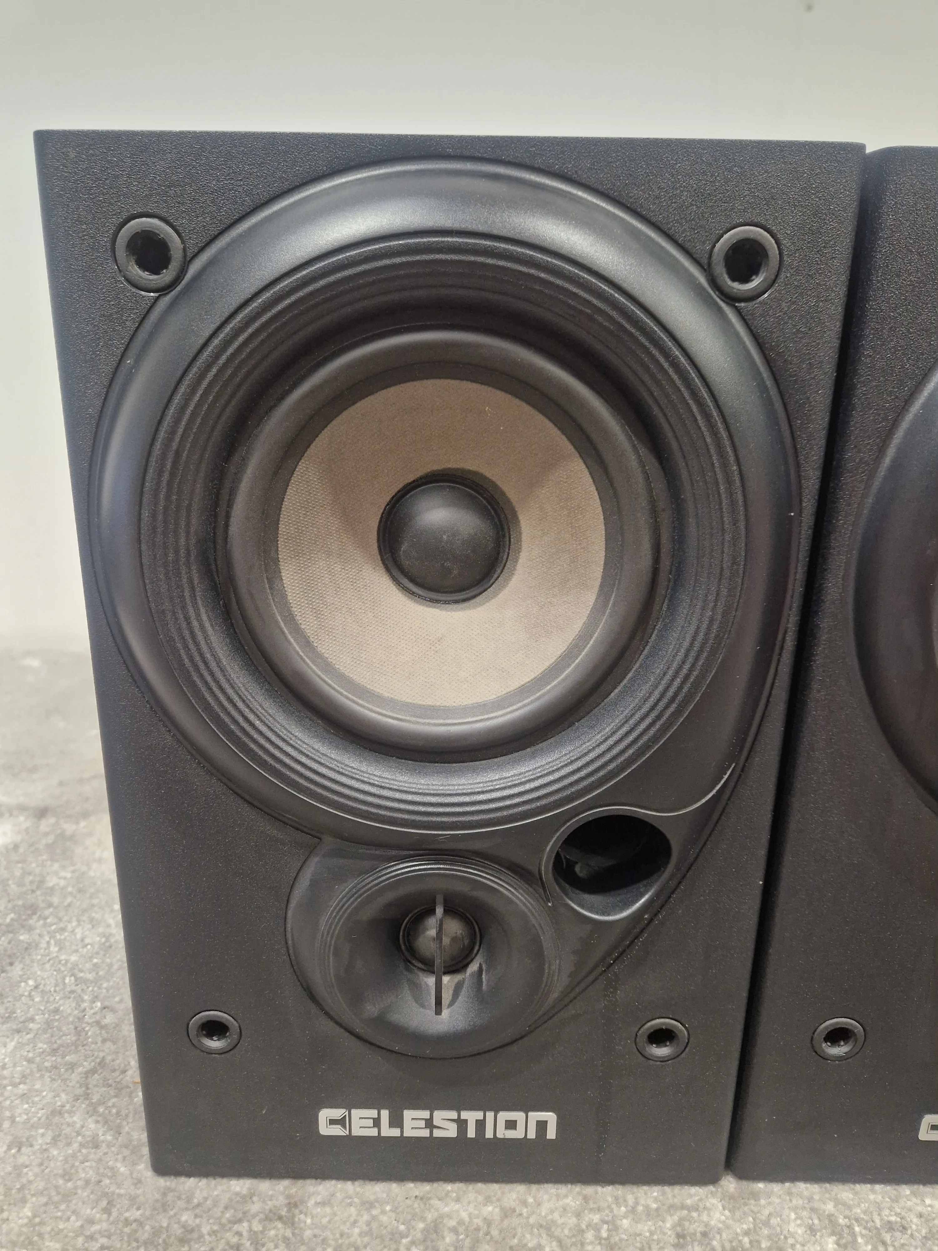 Celestion 12L bookshelf speakers Pair - Compact Design, High Fidelity - Very Good - Image 10