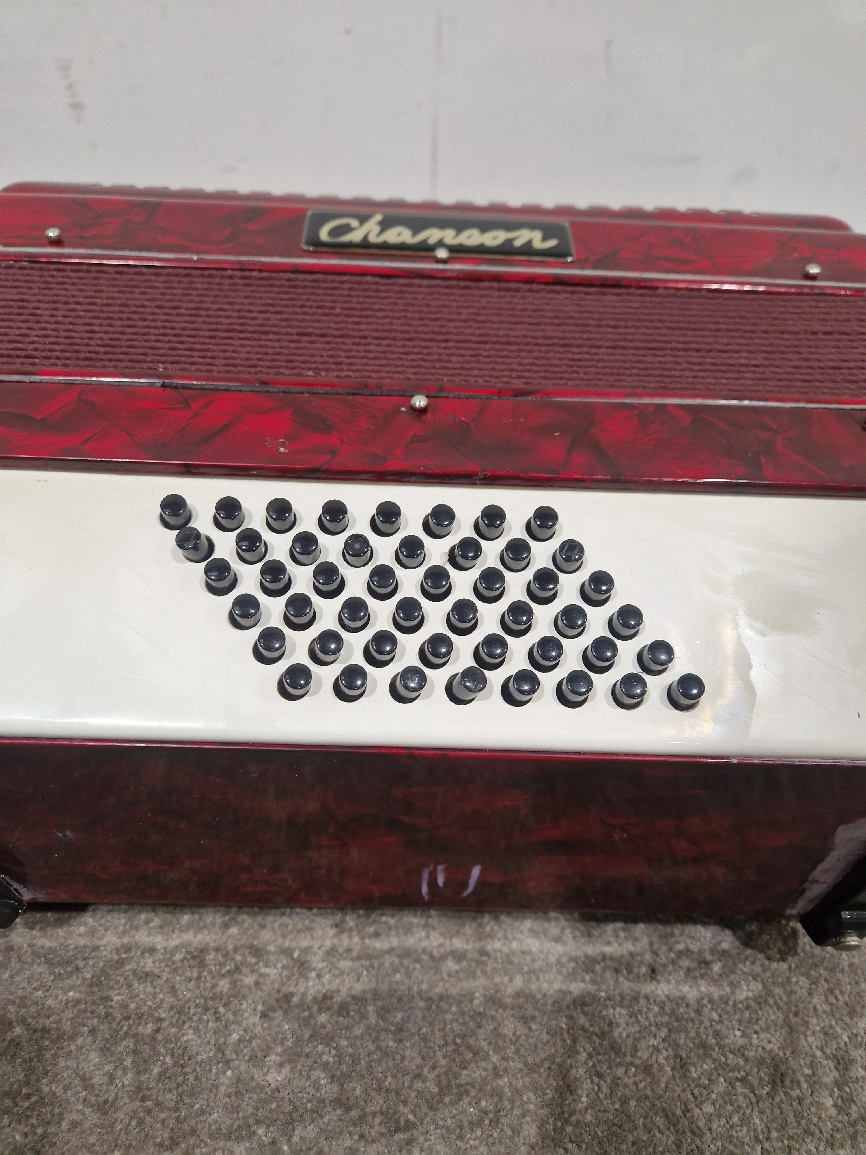 CHANSON 26 KEY-48 BASS - Compact Accordion - Good w/ Hard Case - Image 22
