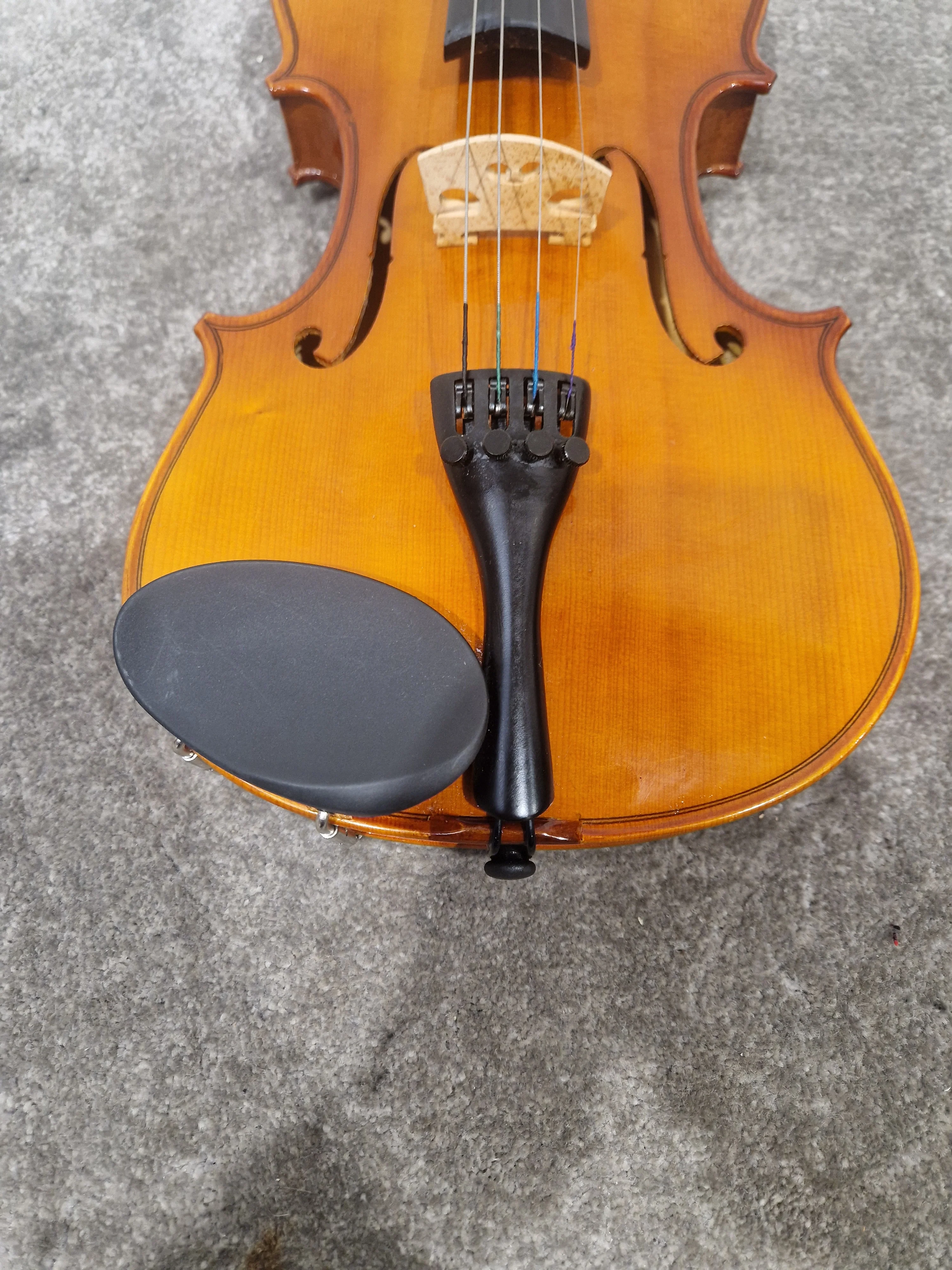 Chantry 2471 Violin - Handcrafted Quality - Excellent w/ Soft Case - Image 10