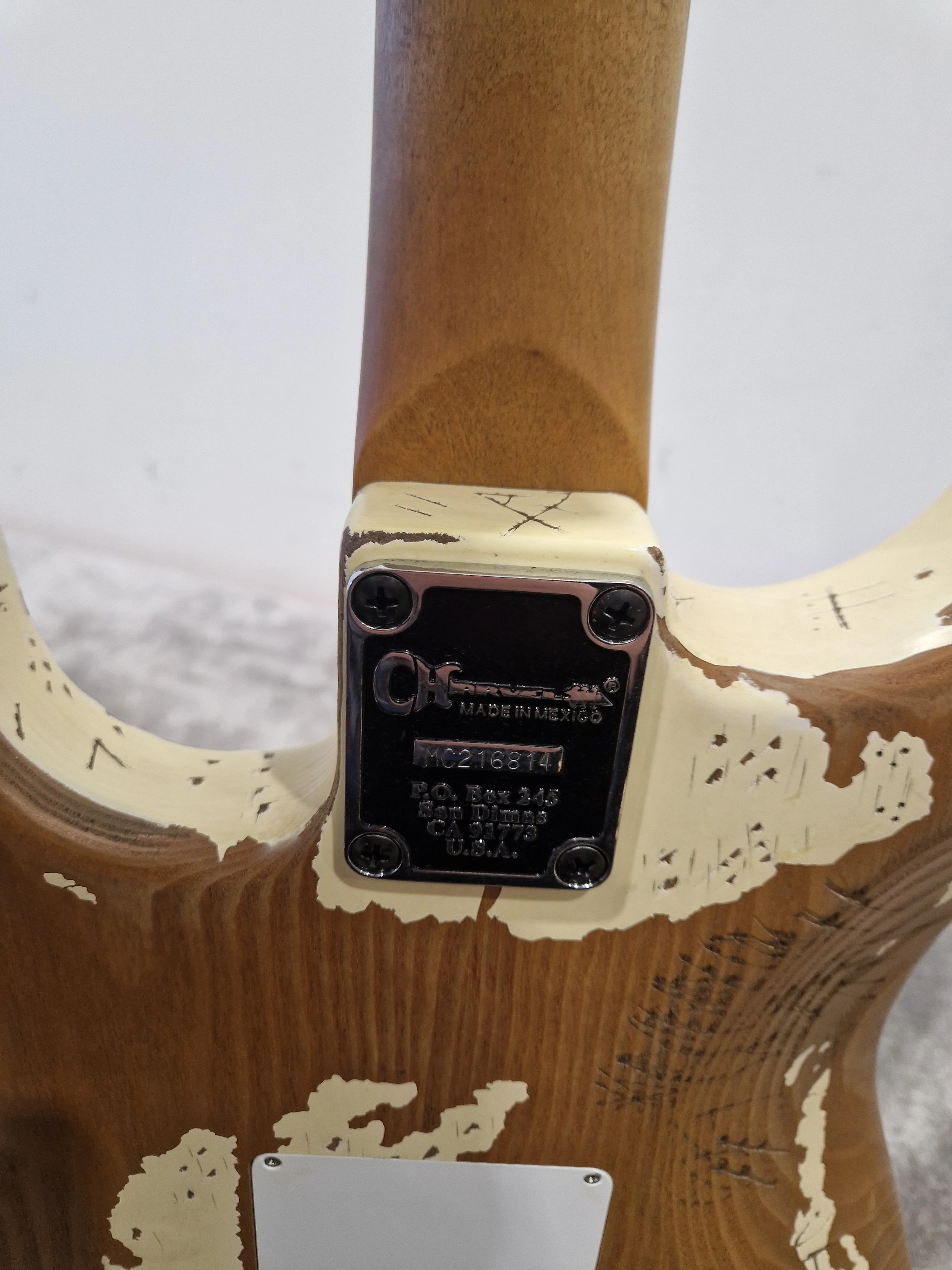 Charvel Henrik Danhage - Electric Guitar - White Relic - Excellent w/ Soft Case & spare whammy - Image 6