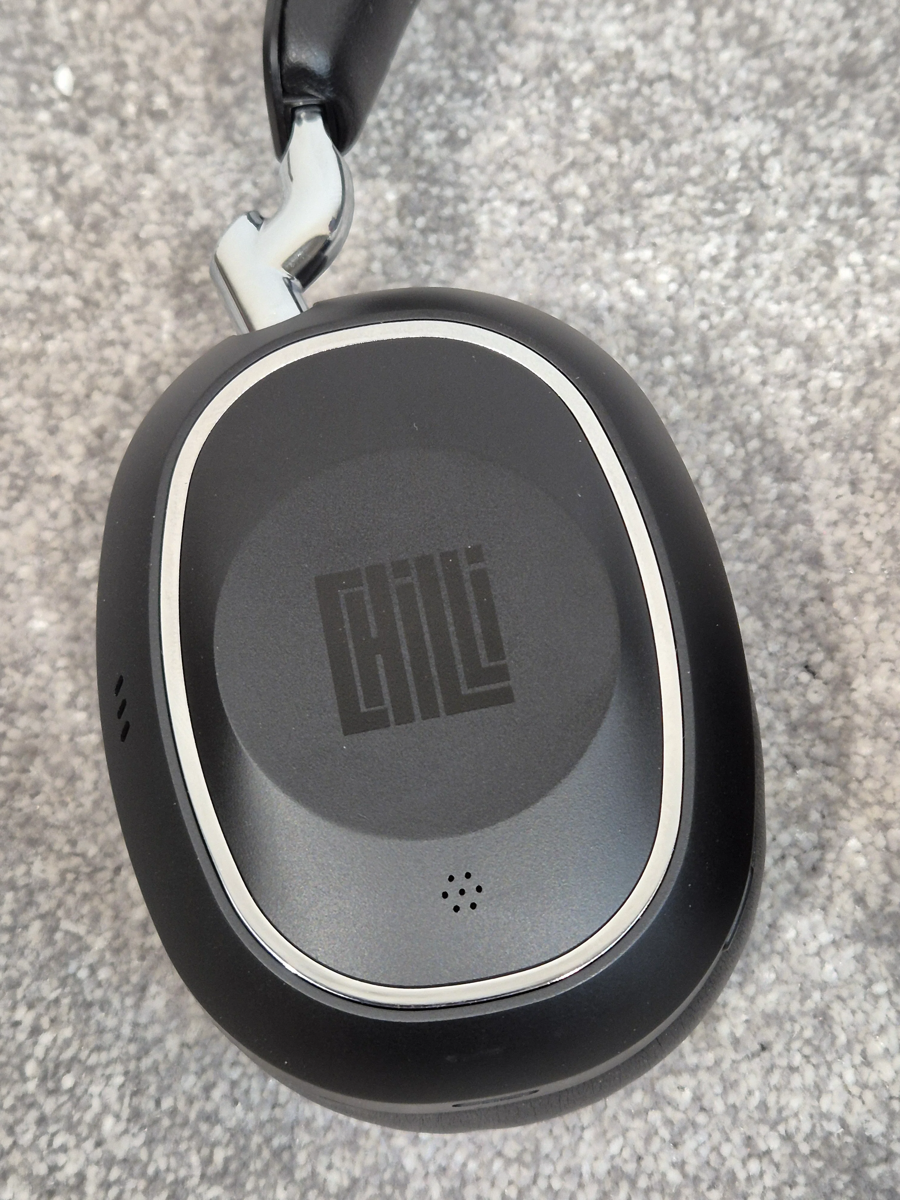 Chillitech M32 Headphones - Over-Ear Design, Noise-Canceling - Open Box New w/ Soft Case - Image 4