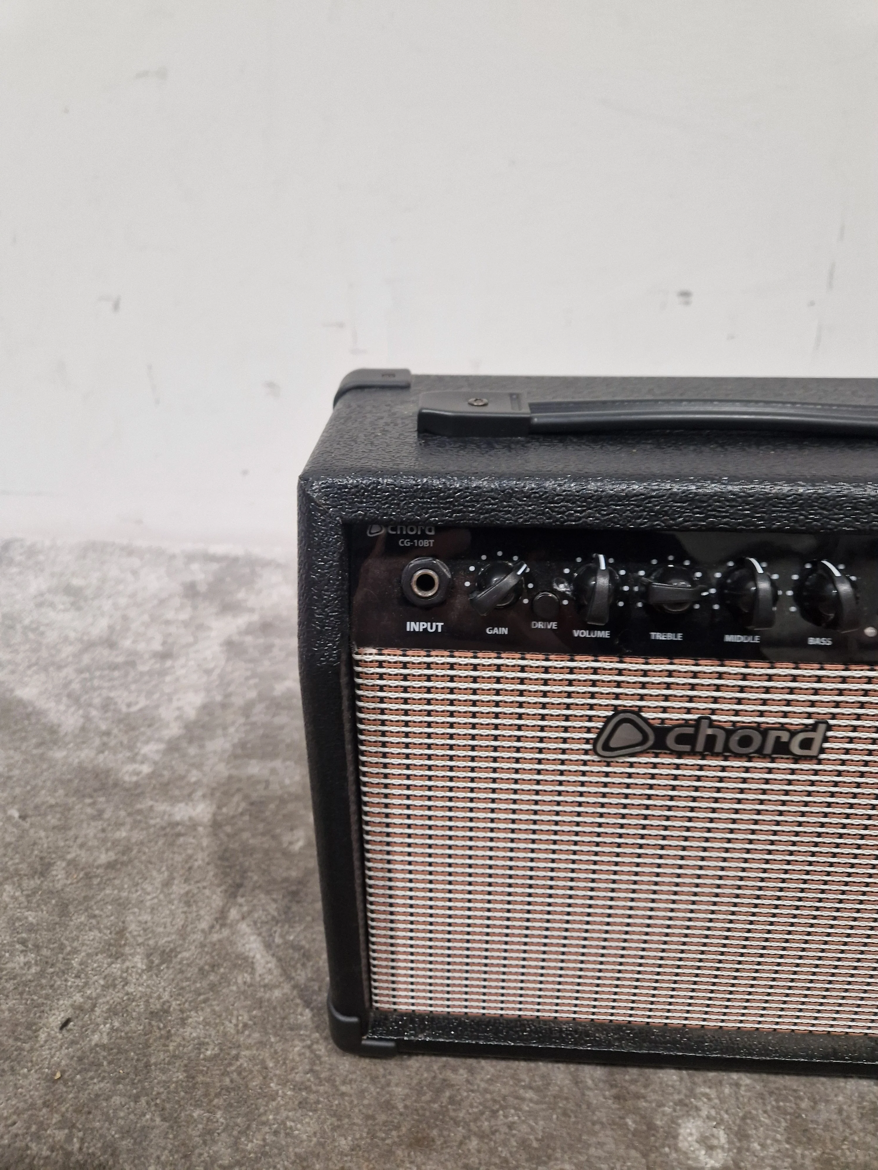 Chord CG-10BT - Bluetooth Guitar Amplifier - Excellent w/ Power Supply - Image 7
