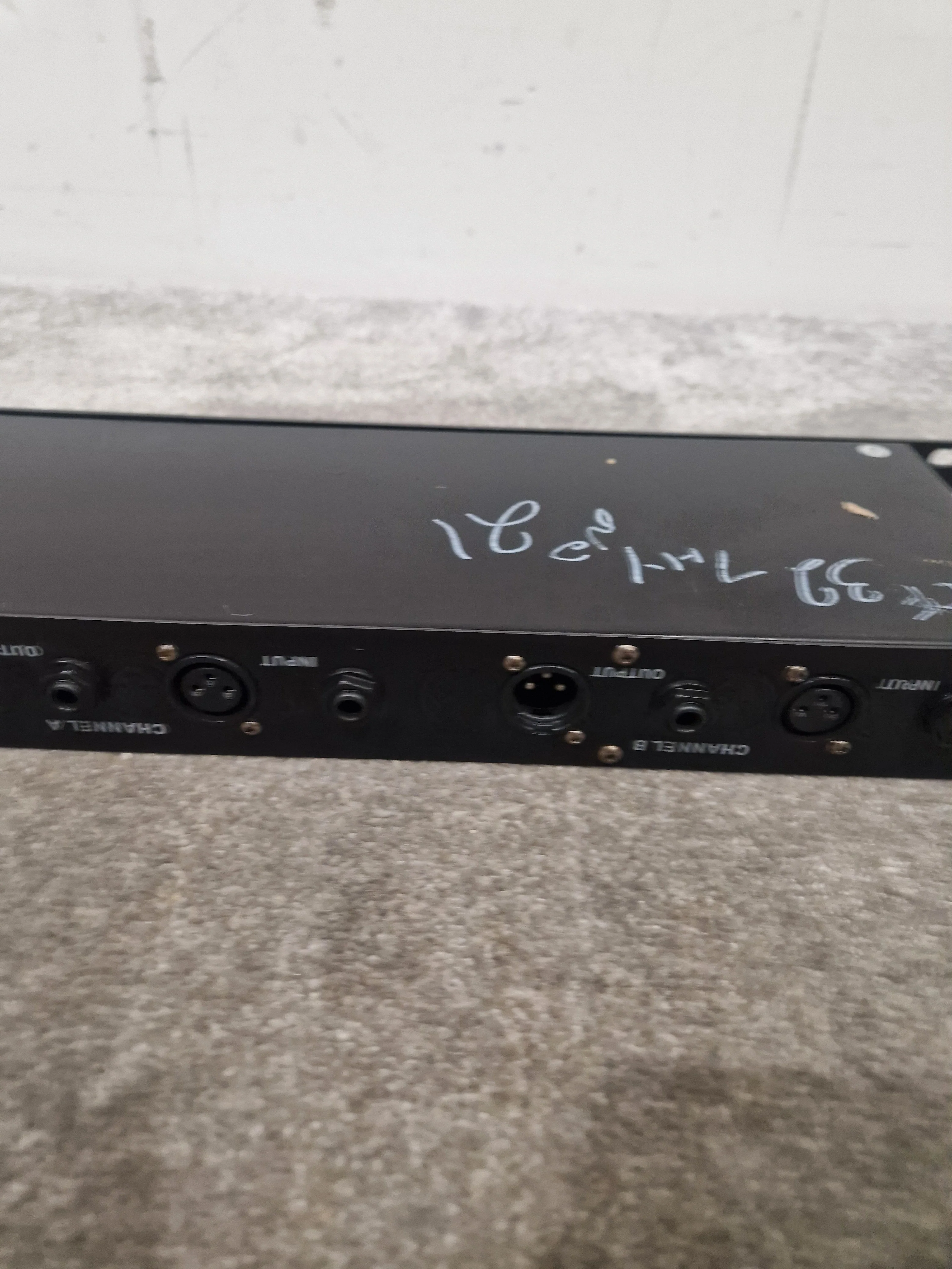 Citronic Equalizer CQ215 B - Dual 15-Band EQ - Very Good w/ Power Supply - Image 12