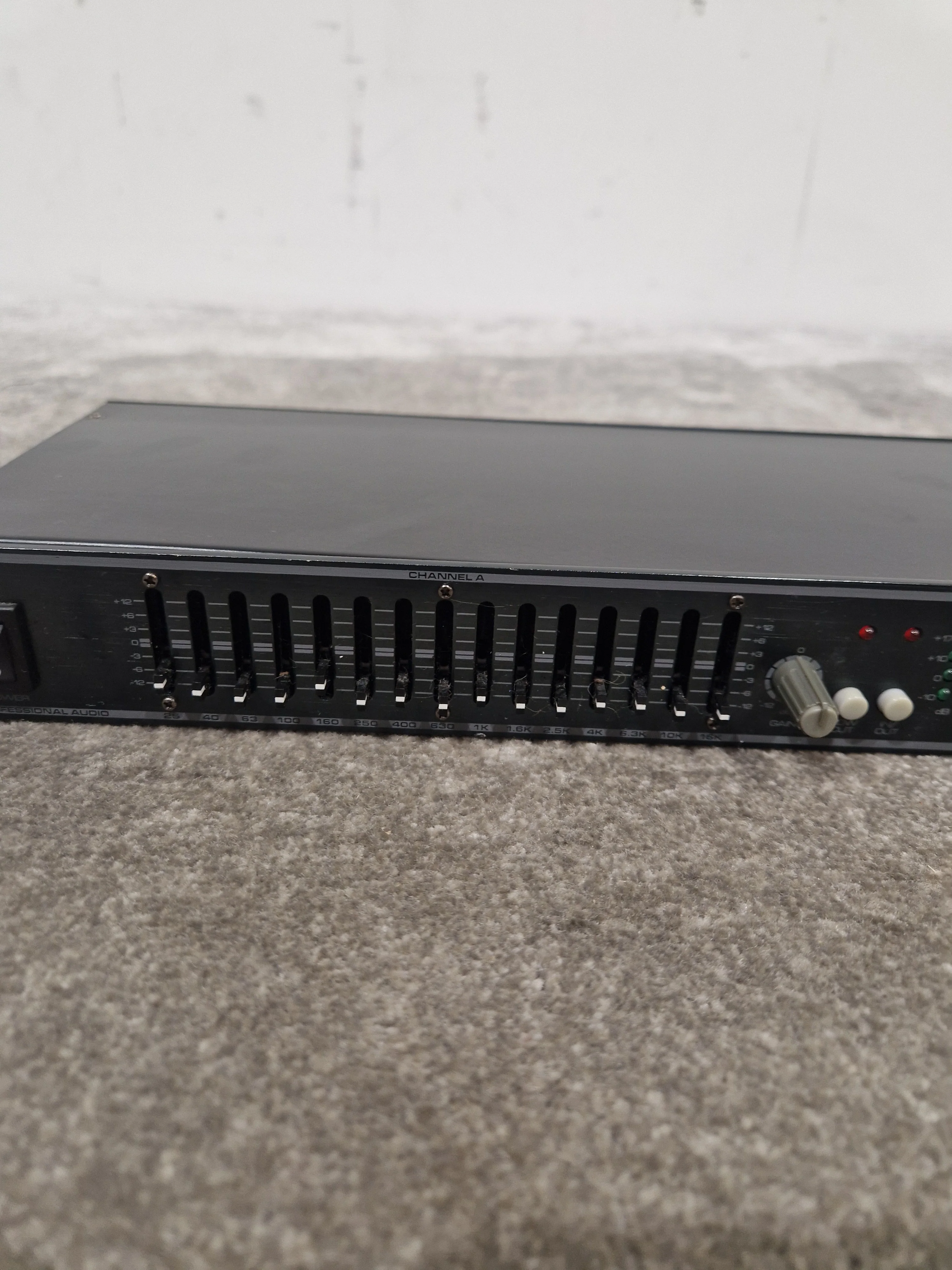 Citronic Equalizer CQ215 B - Dual 15-Band EQ - Very Good w/ Power Supply - Image 7