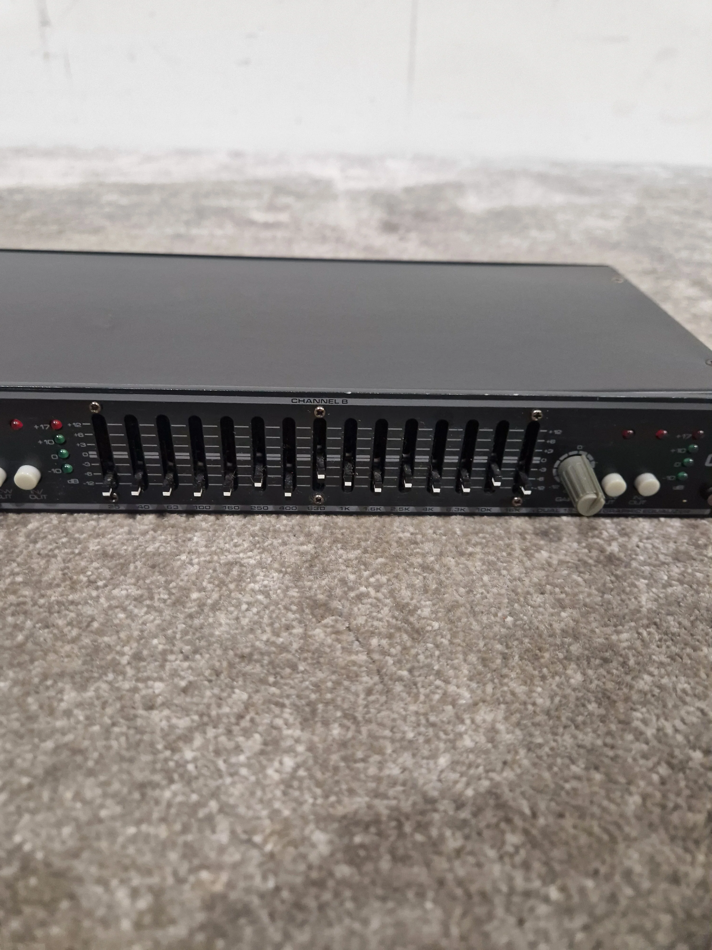 Citronic Equalizer CQ215 B - Dual 15-Band EQ - Very Good w/ Power Supply - Image 8