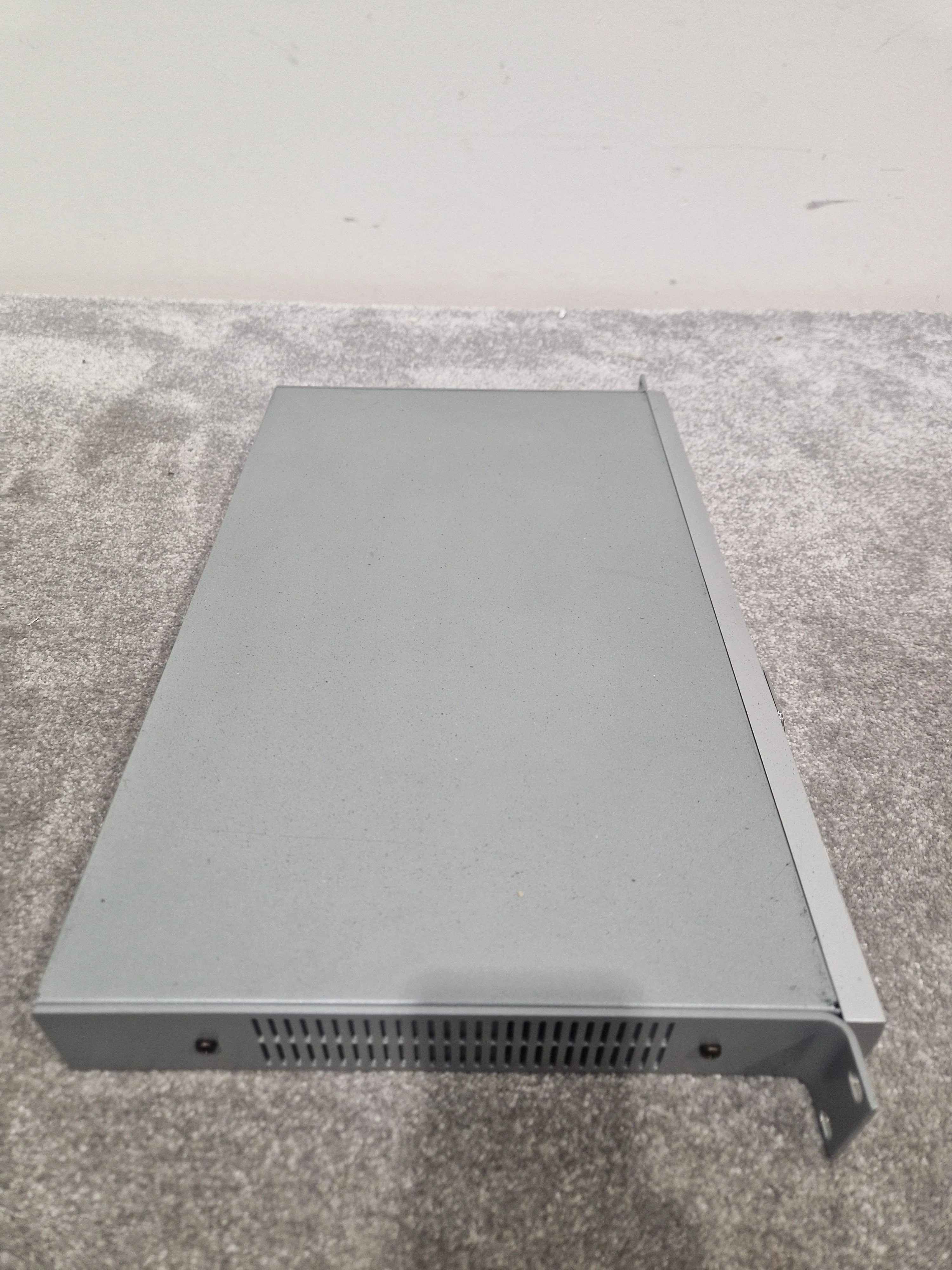 ClearOne 8i – 8 Microphone Inputs & DSP Integration - Good - Image 5