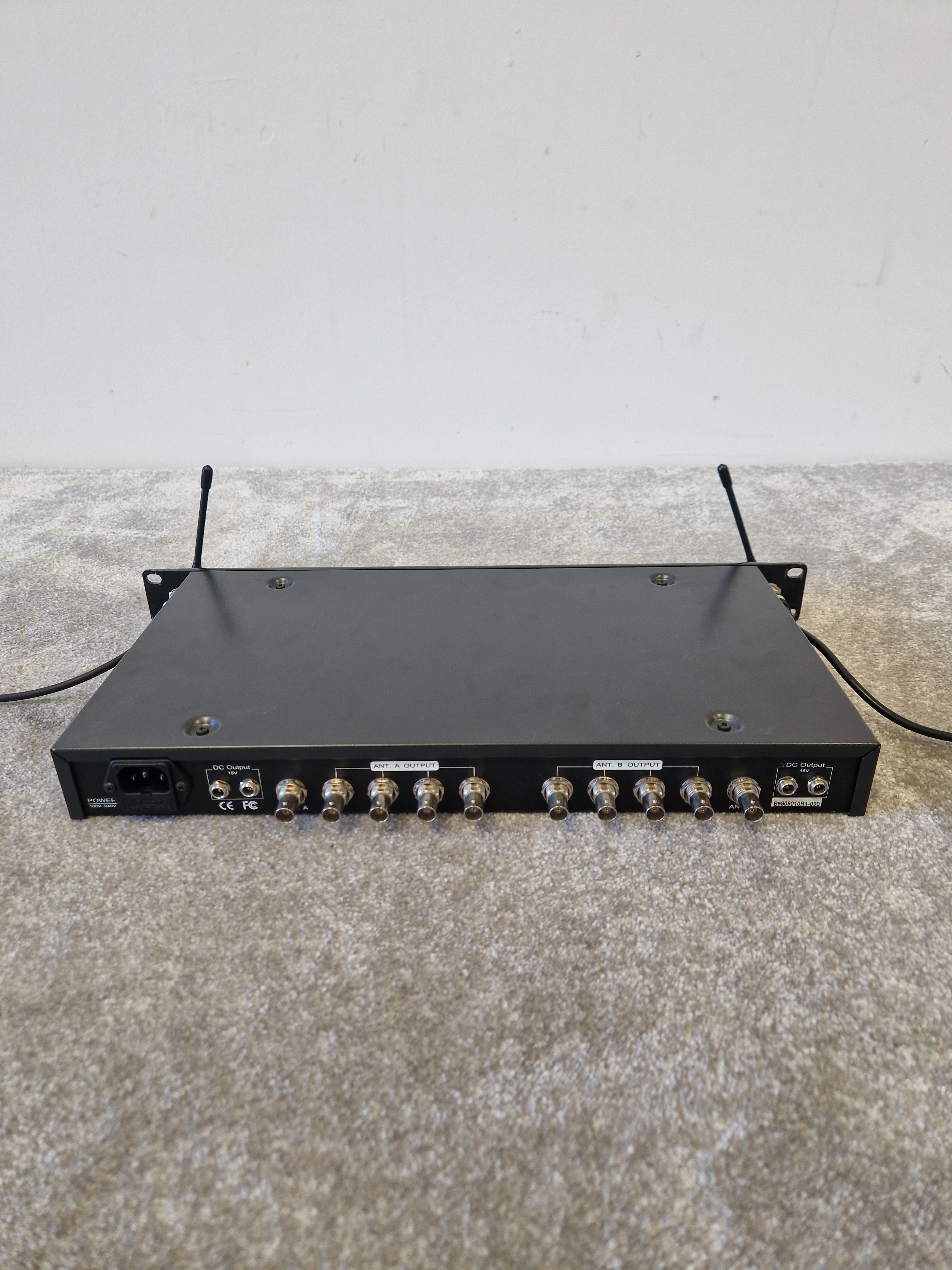 Clockaudio AA-9000 - Antenna Distribution System - Good - Image 4