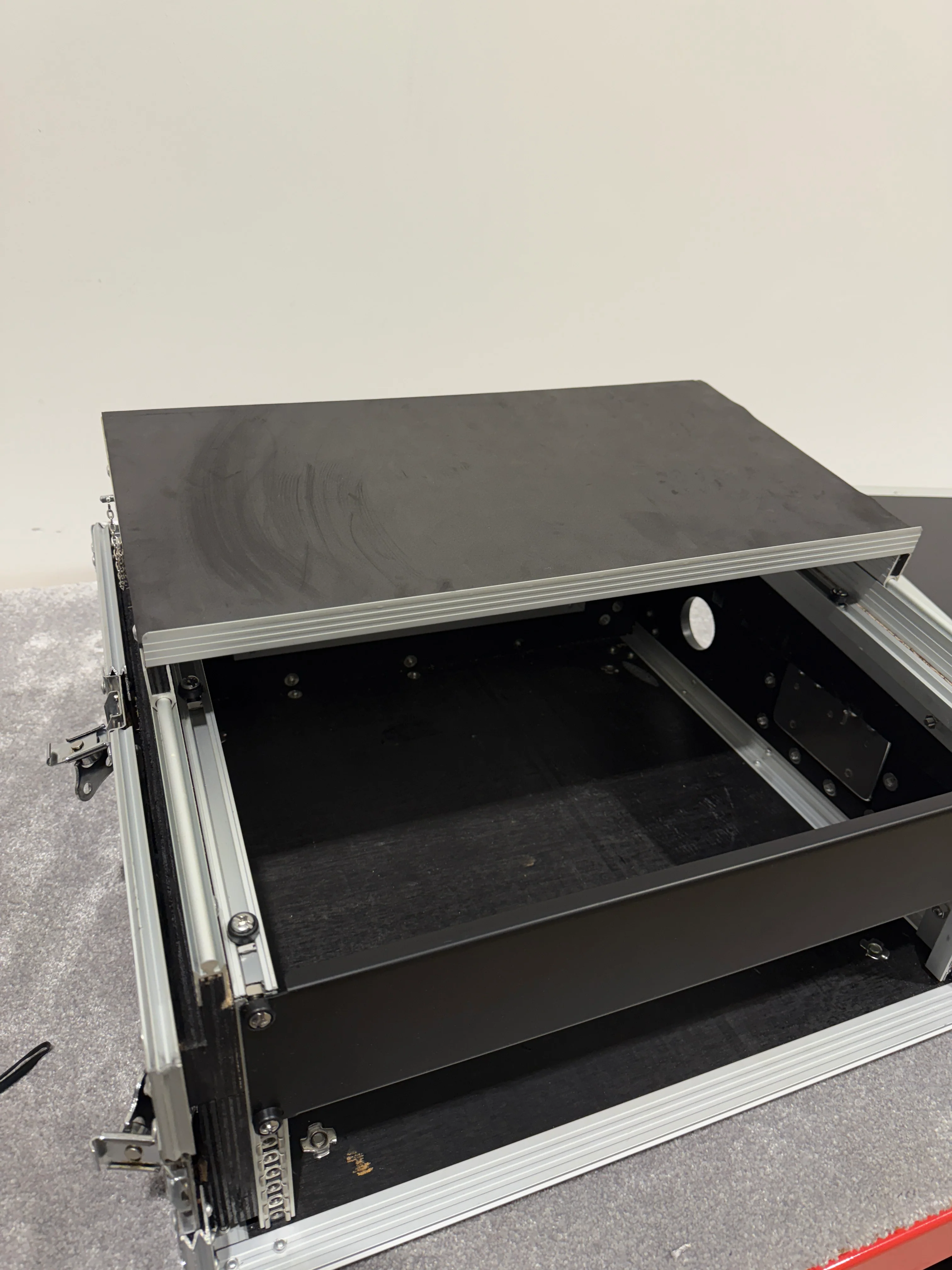Cobra Case - Flight Case with 4U Rack Mount with Slide-Out Stand - Image 2