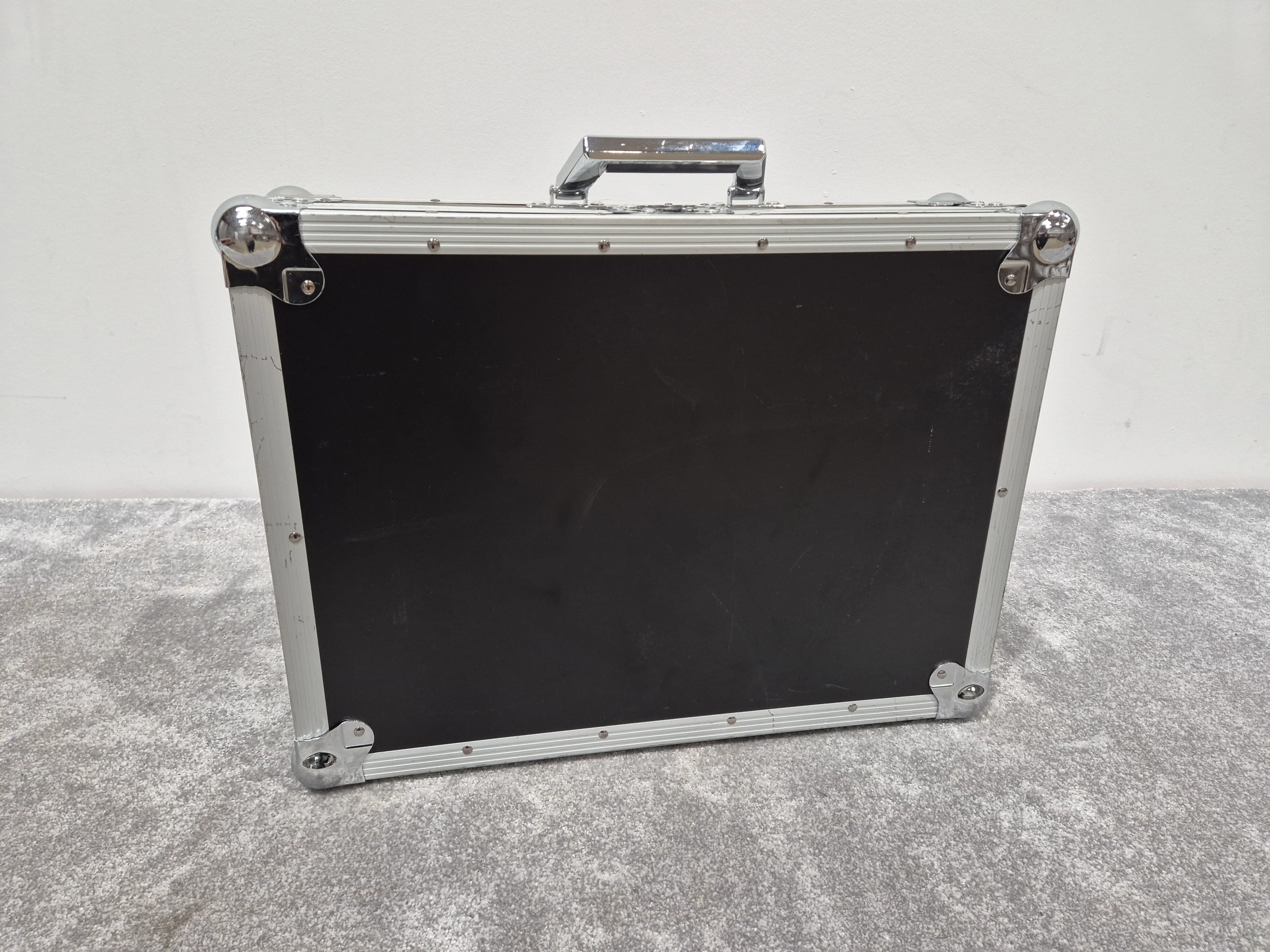 Cobra Colour Control 24 - 24-channel DMX Light Controller w/ Flight Case - Image 8
