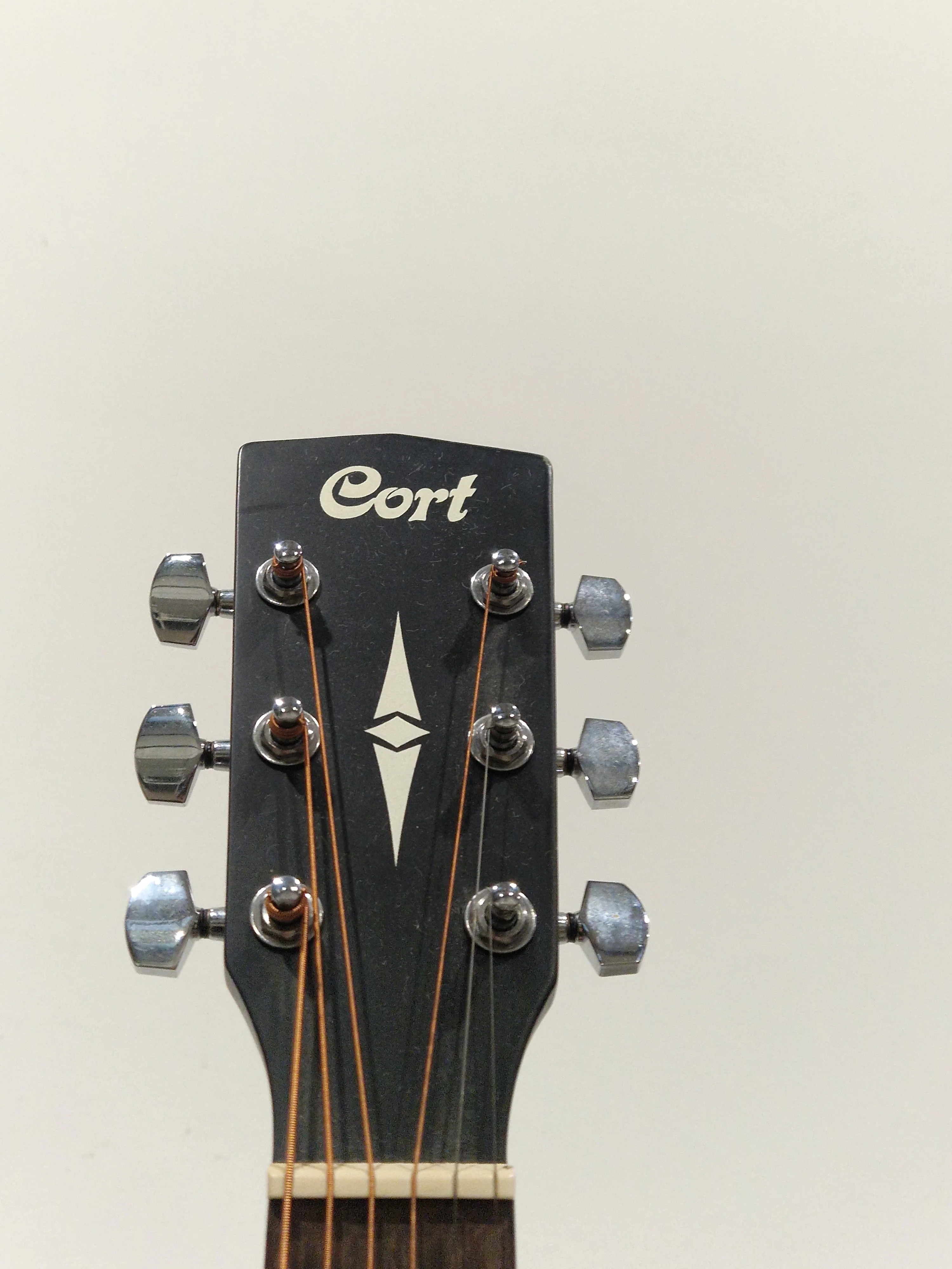 Cort AF510 - Acoustic Guitar - Natural Finish - Excellent w/ Soft Case - Image 4