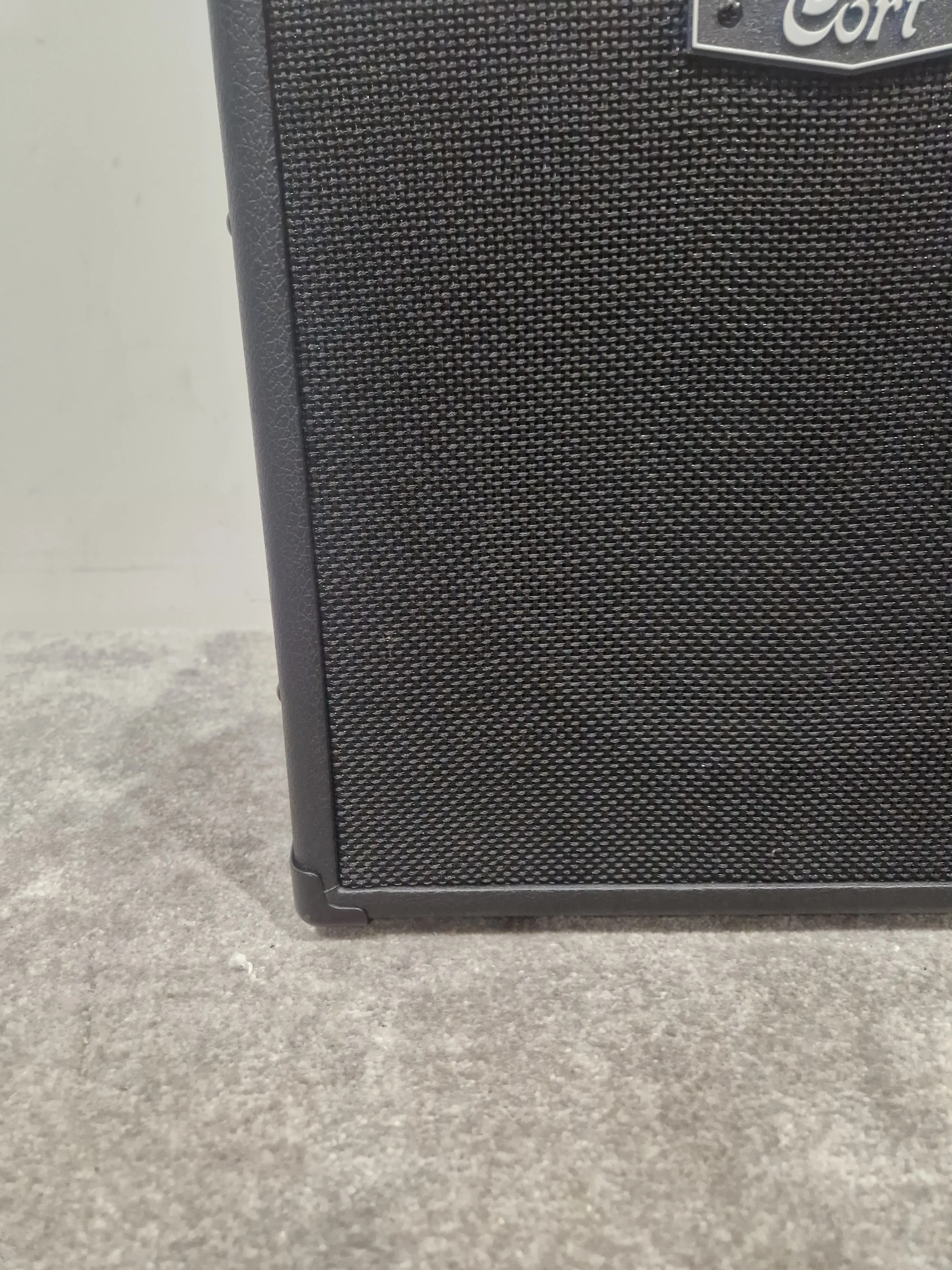 Cort CM20B - 20W Bass Combo Amp - Excellent w/ Power Supply - Image 14