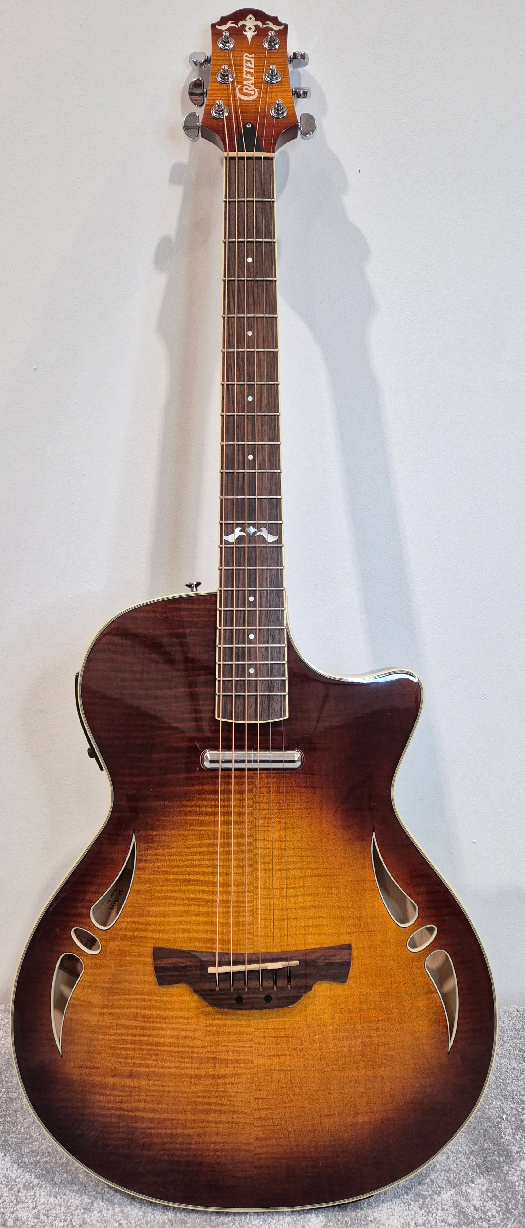 Crafter SA-TMVS Guitar - Hybrid Acoustic-Electric Guitar - Original Hard Case - Image 2