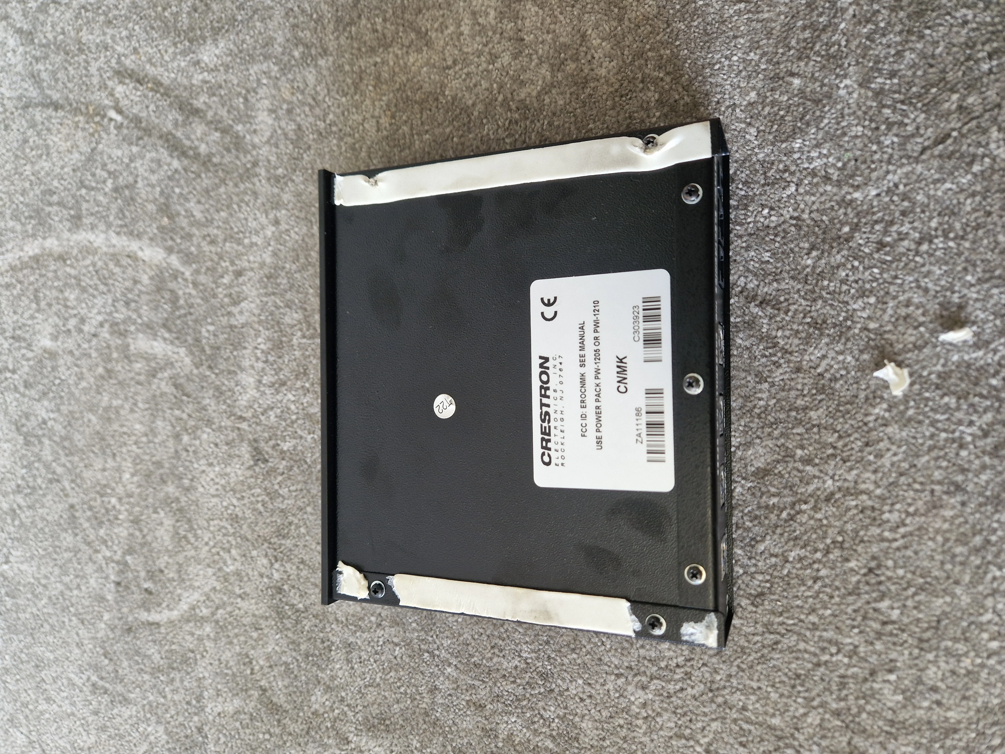 Crestron STRFGWX 2 Way RF Gateway Splitter - Reliable Connectivity - Very Good - Image 3