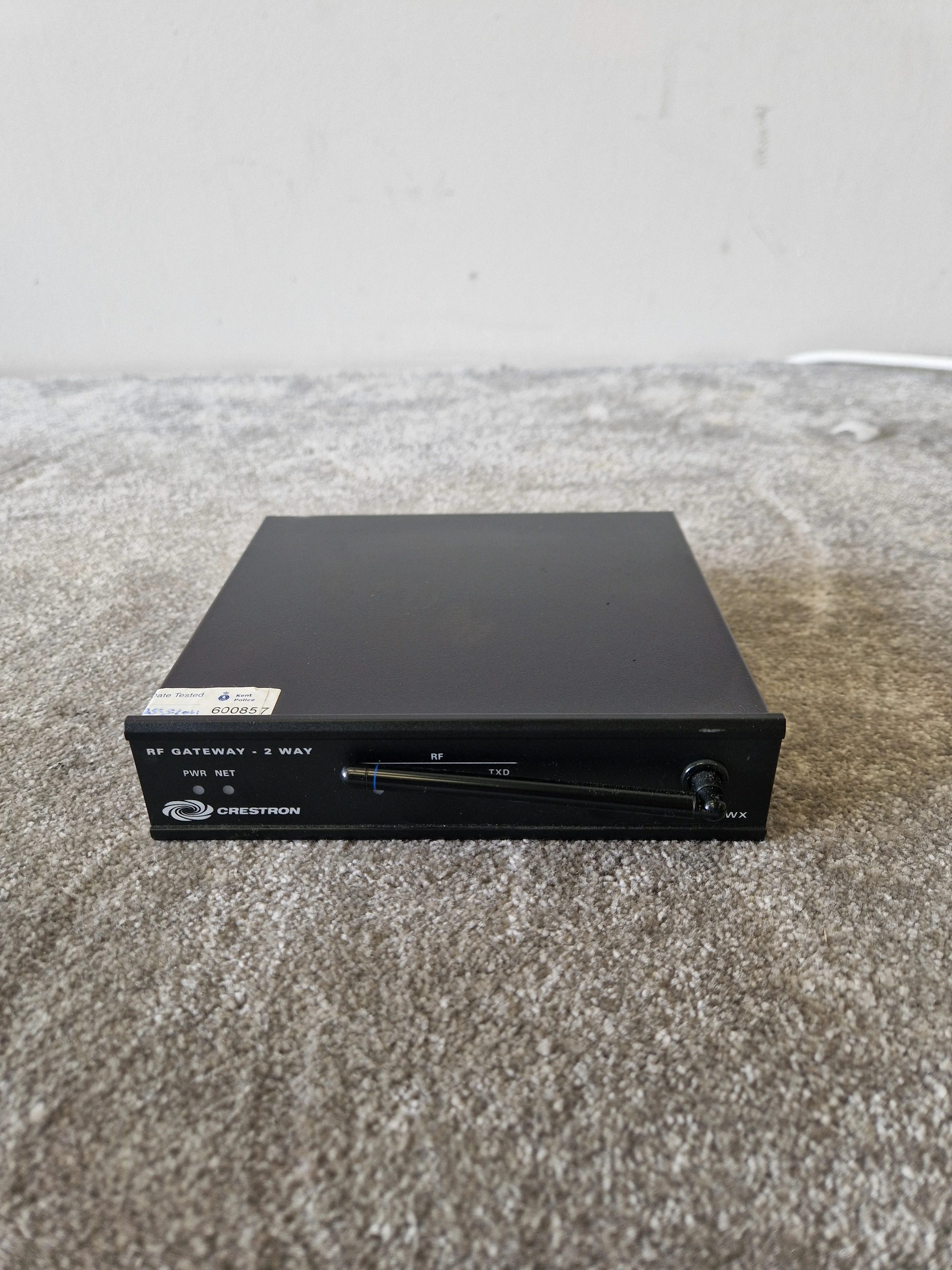 Crestron STRFGWX 2 Way RF Gateway Splitter - Reliable Connectivity - Very Good - Image 6