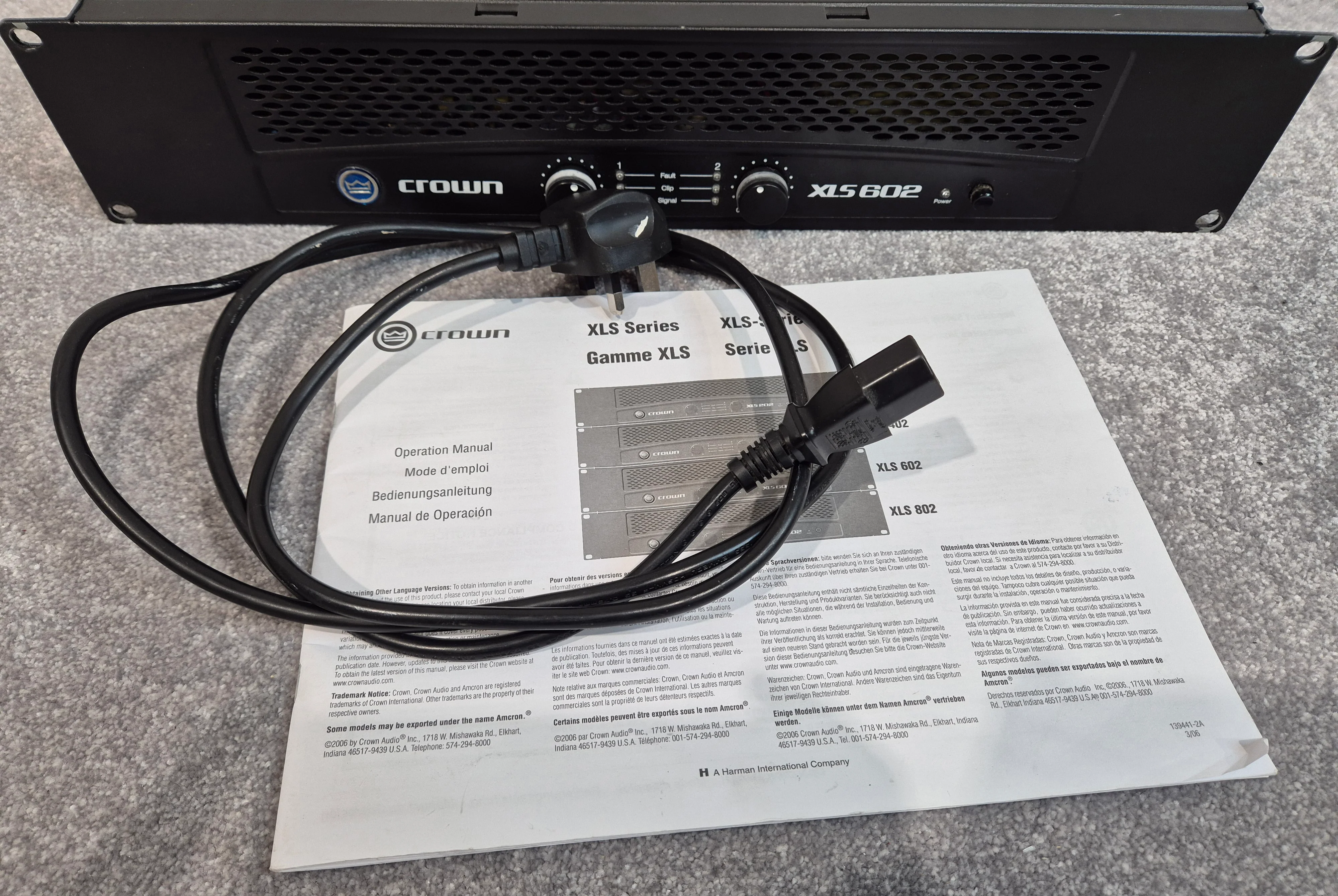 Crown XLS 602 - Two-Channel Stereo Power Amplifier - Image 9