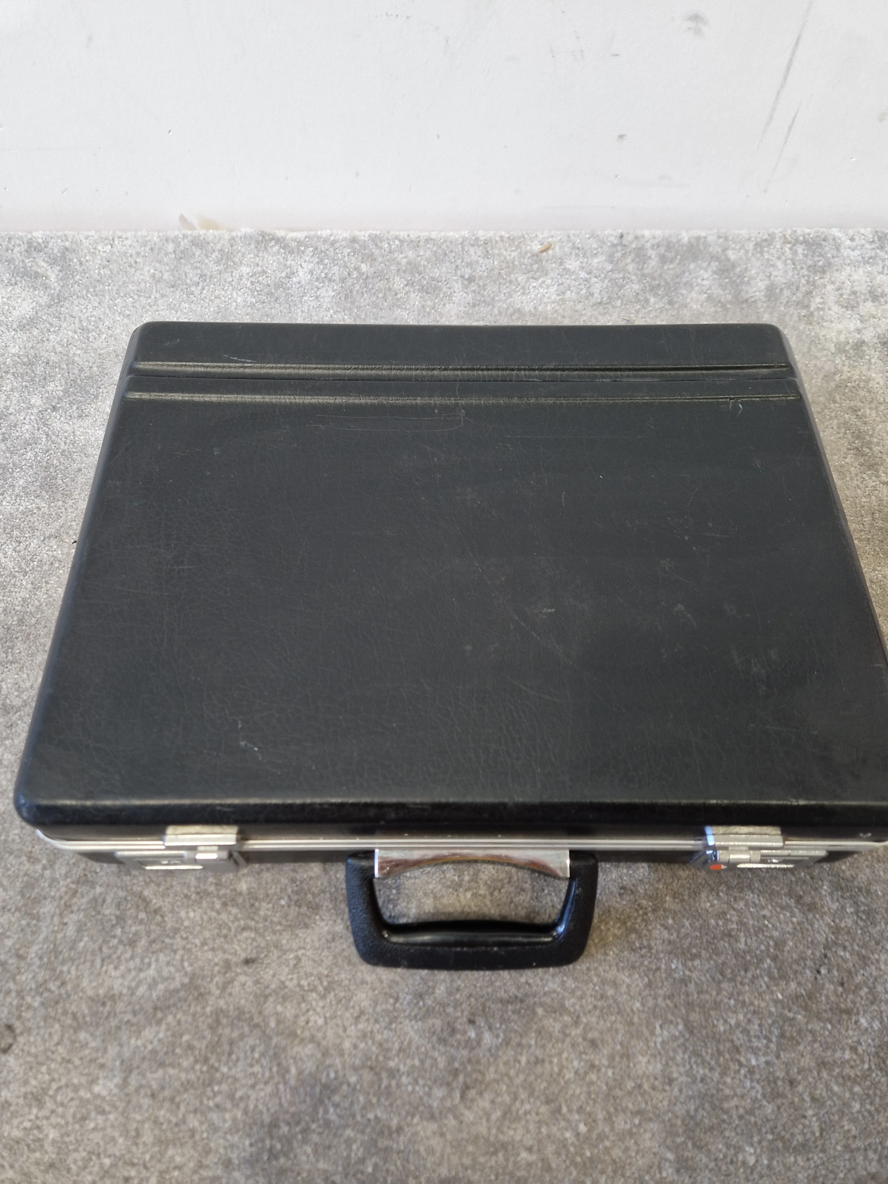 Custom Briefcase – Lockable – Good Condition - Image 5