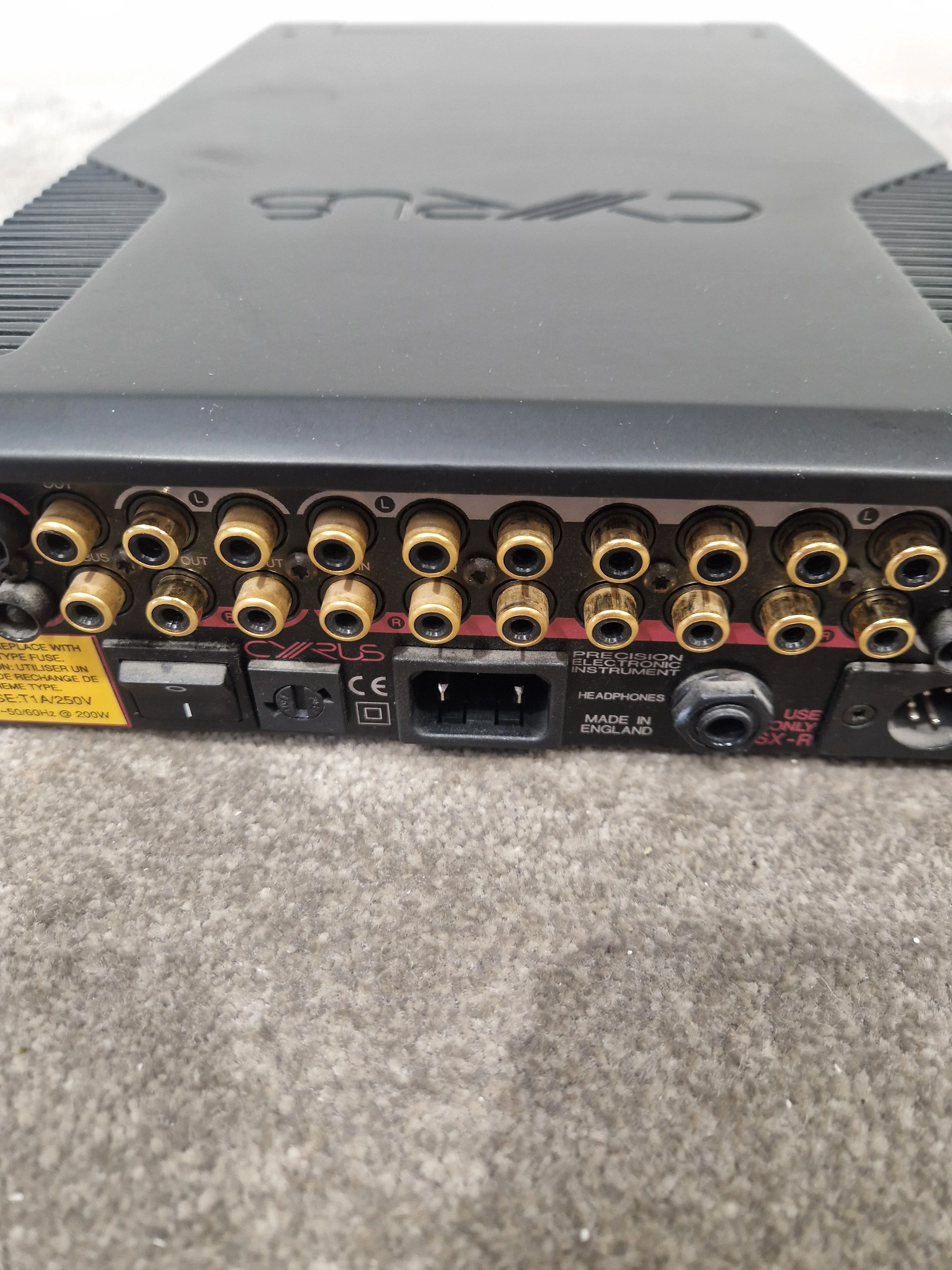 Cyrus 7 - High-Fidelity Amplifier - Excellent w/ Power Supply & Manuals - Image 8