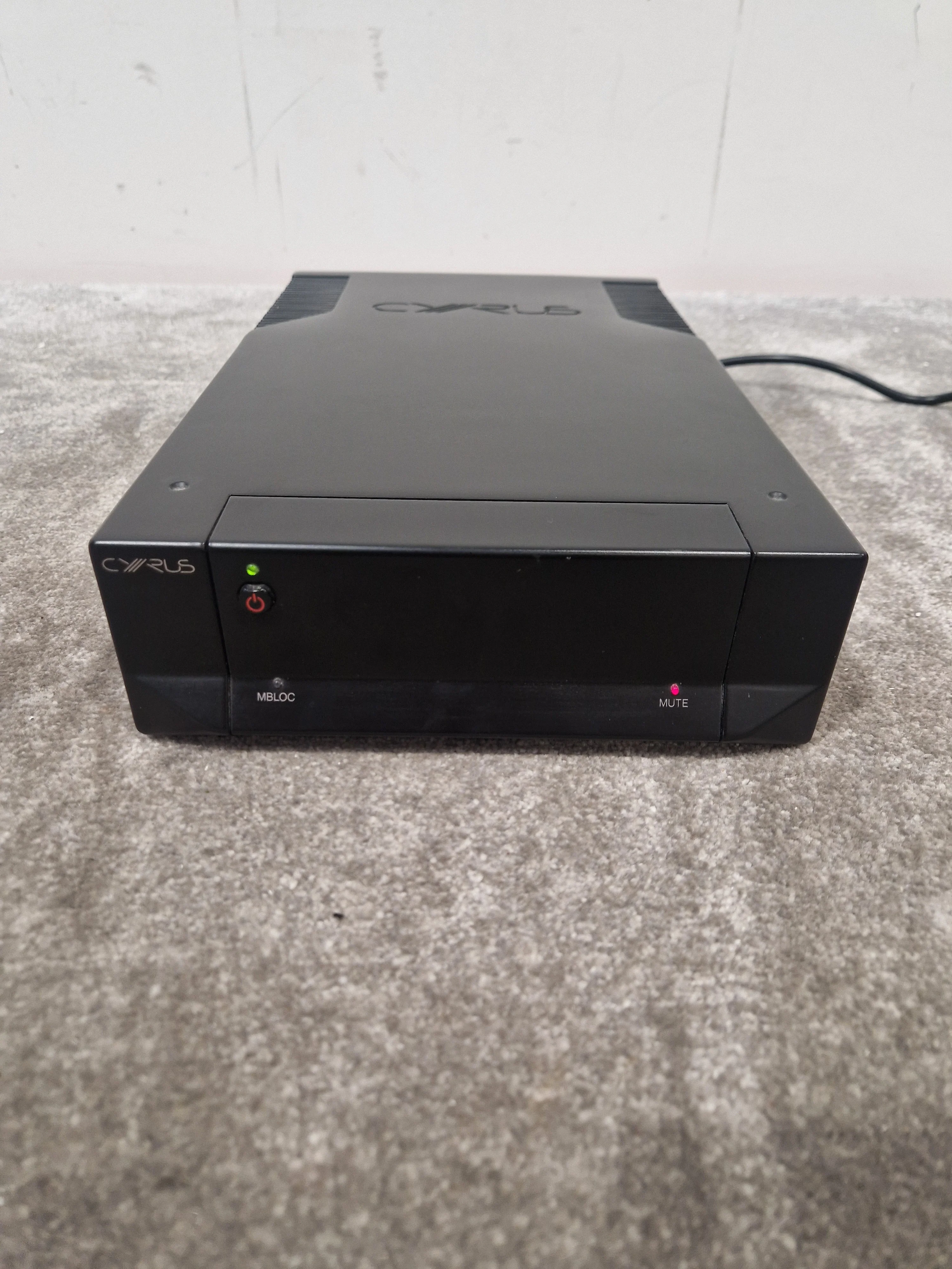 Cyrus Power - High Performance Audio Amplifier - Excellent w/ Power Supply & Manuals - Image 10