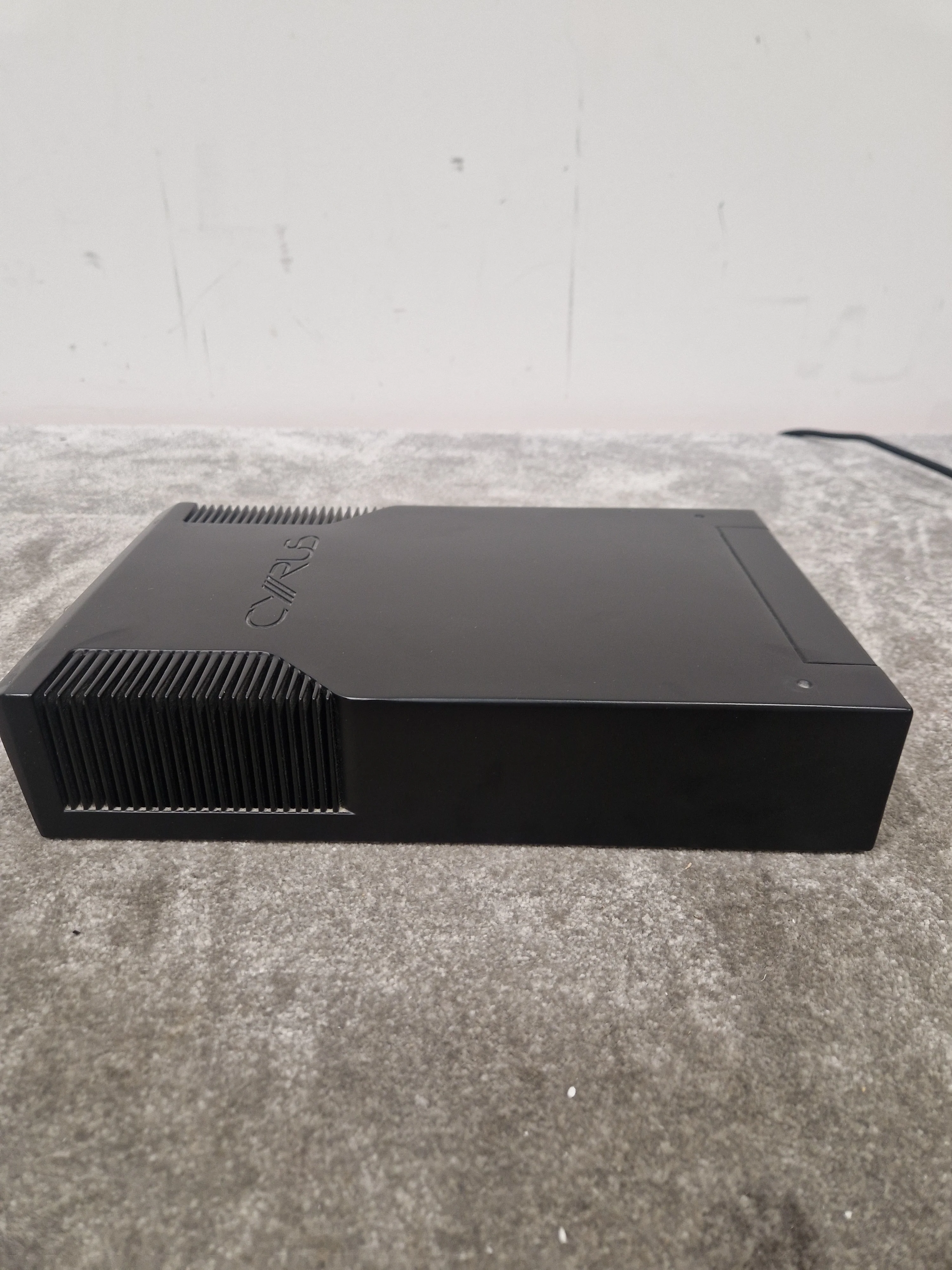 Cyrus Power - High Performance Audio Amplifier - Excellent w/ Power Supply & Manuals - Image 3