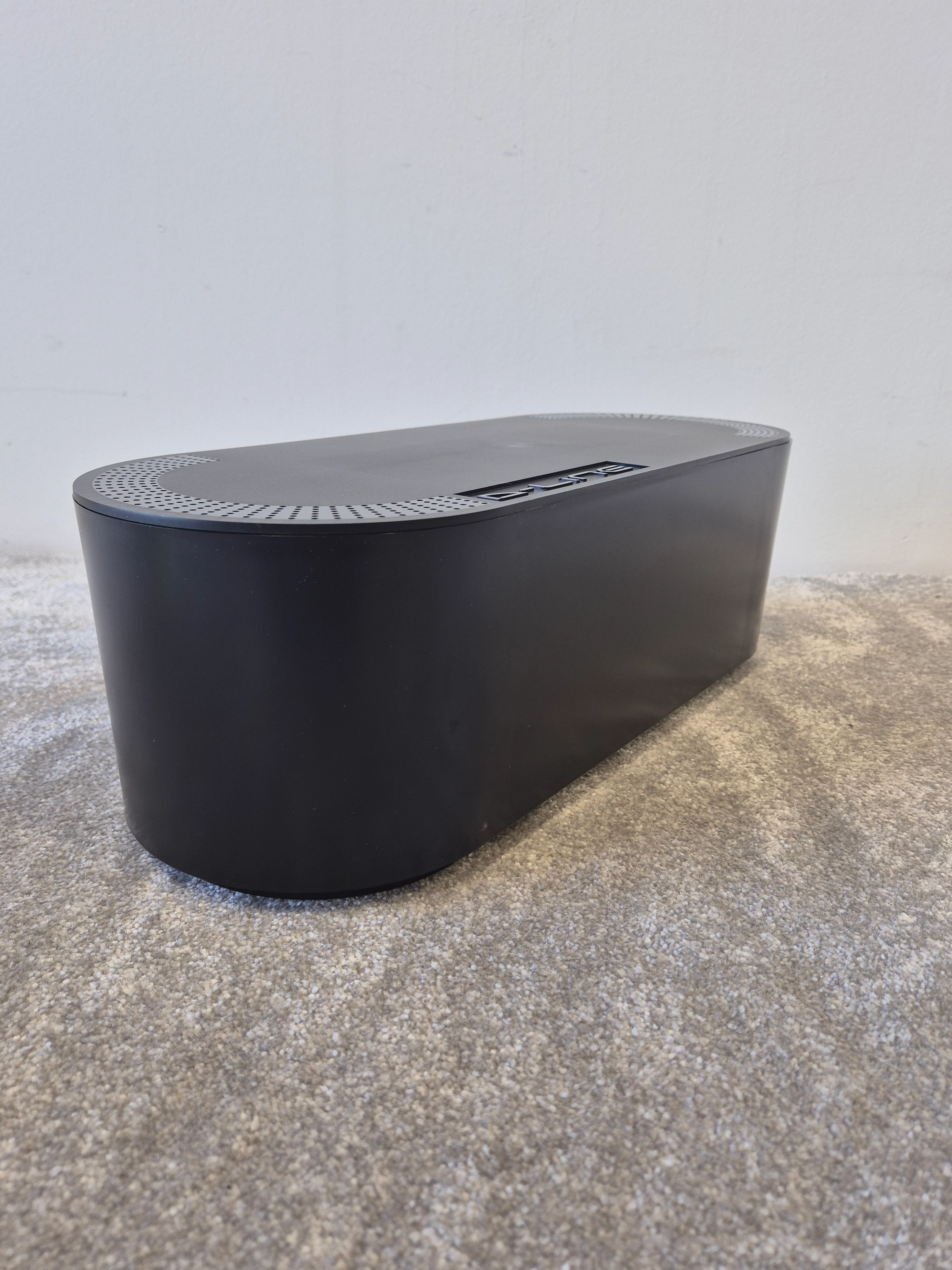 D-LINE Cable Tidy Box Medium Sized - Cable Management Solution - Excellent - Image 2
