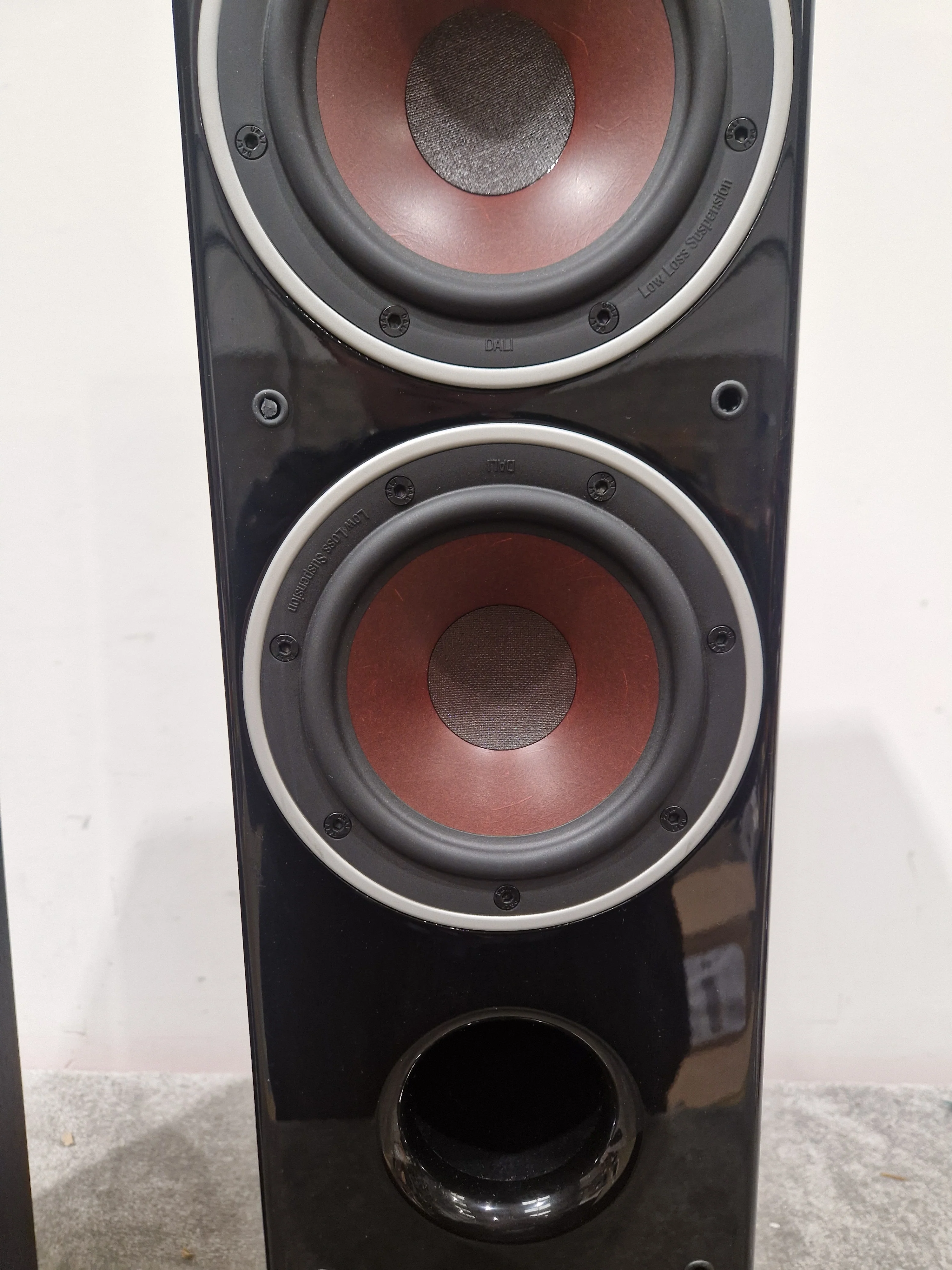 DALI Zensor 5 - Floor Standing Speakers - Black Ash  - Dynamic Sound - Very Good - Image 4