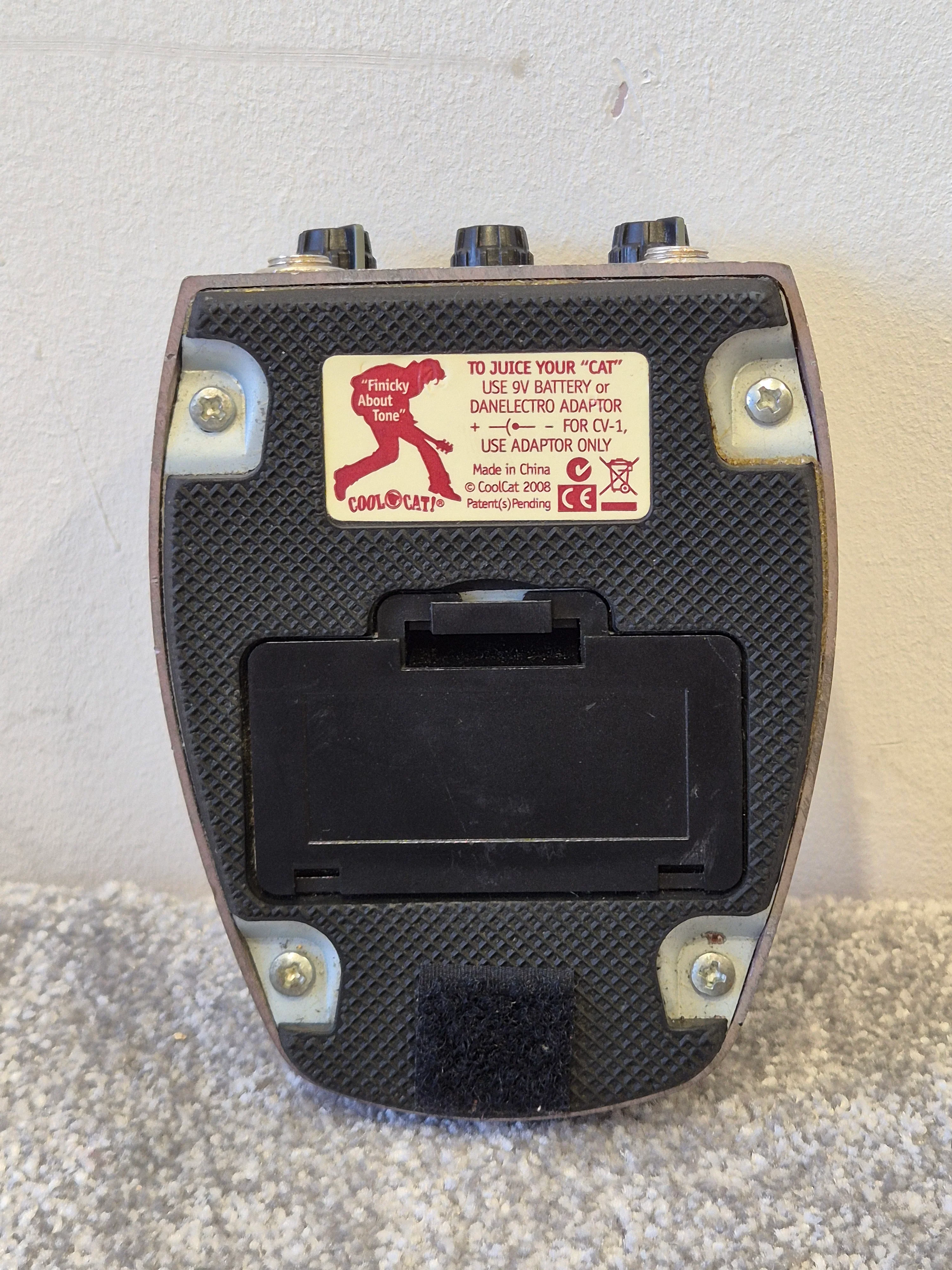 Danelectro Cool Cat Tremolo Pedal – Vintage-Style Modulation Guitar Pedal – Good Condition - Image 5