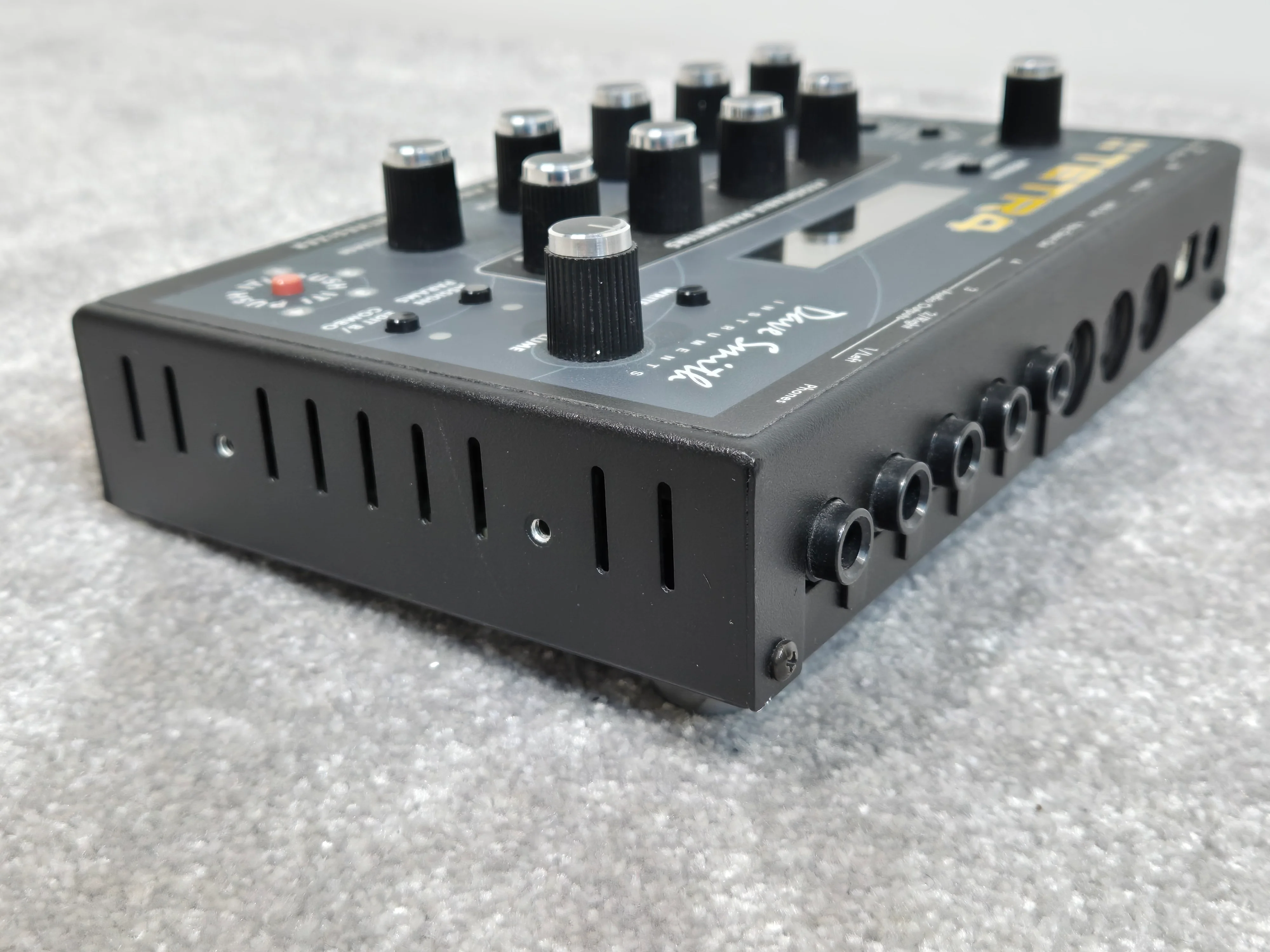 Dave Smith Tetra Synth - Analog Poly Synthesizer w/ Original Power Supply - Image 6