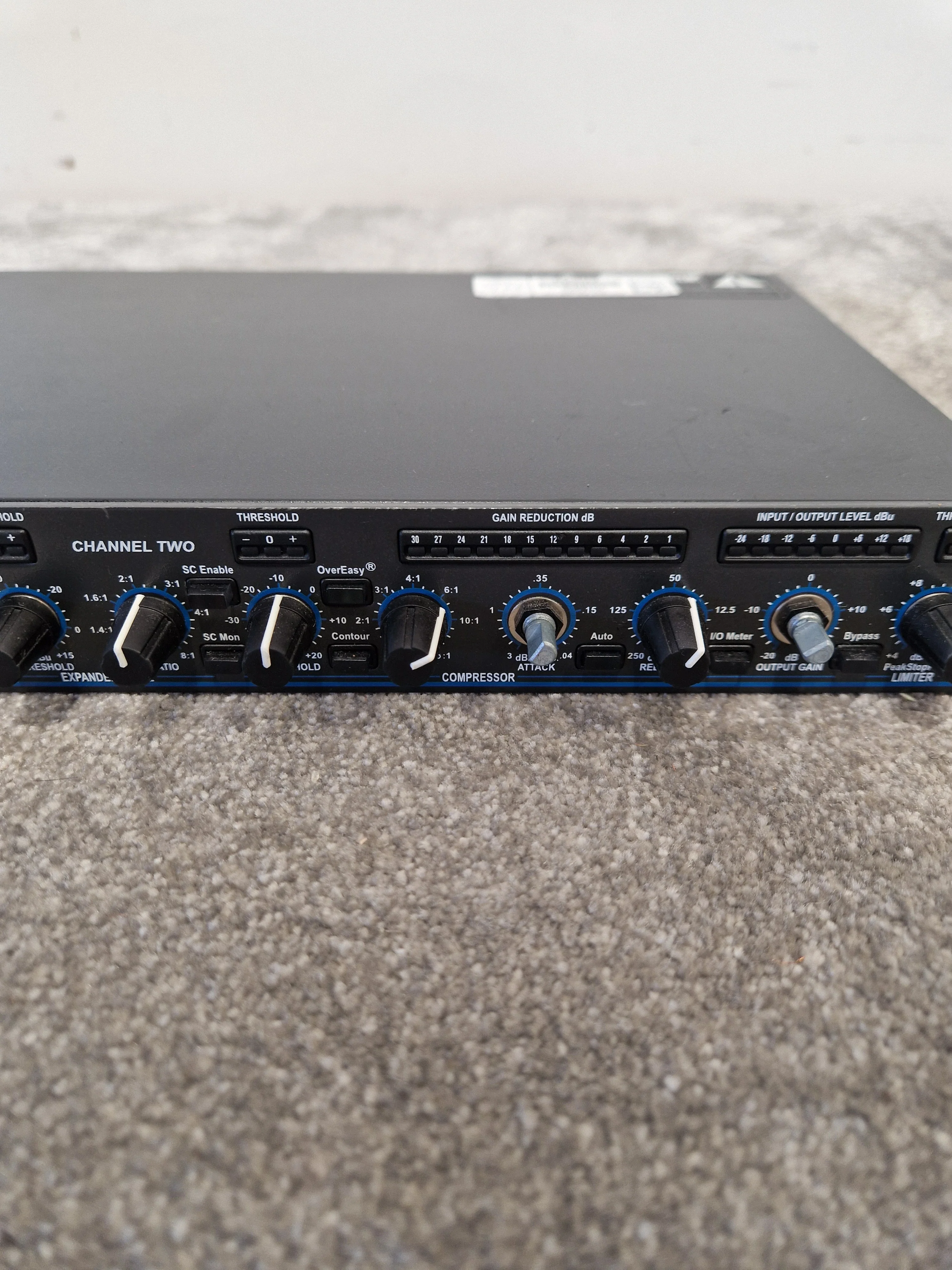 DBX 1066 Compressor - Dual-Channel Dynamics - Good - Image 6