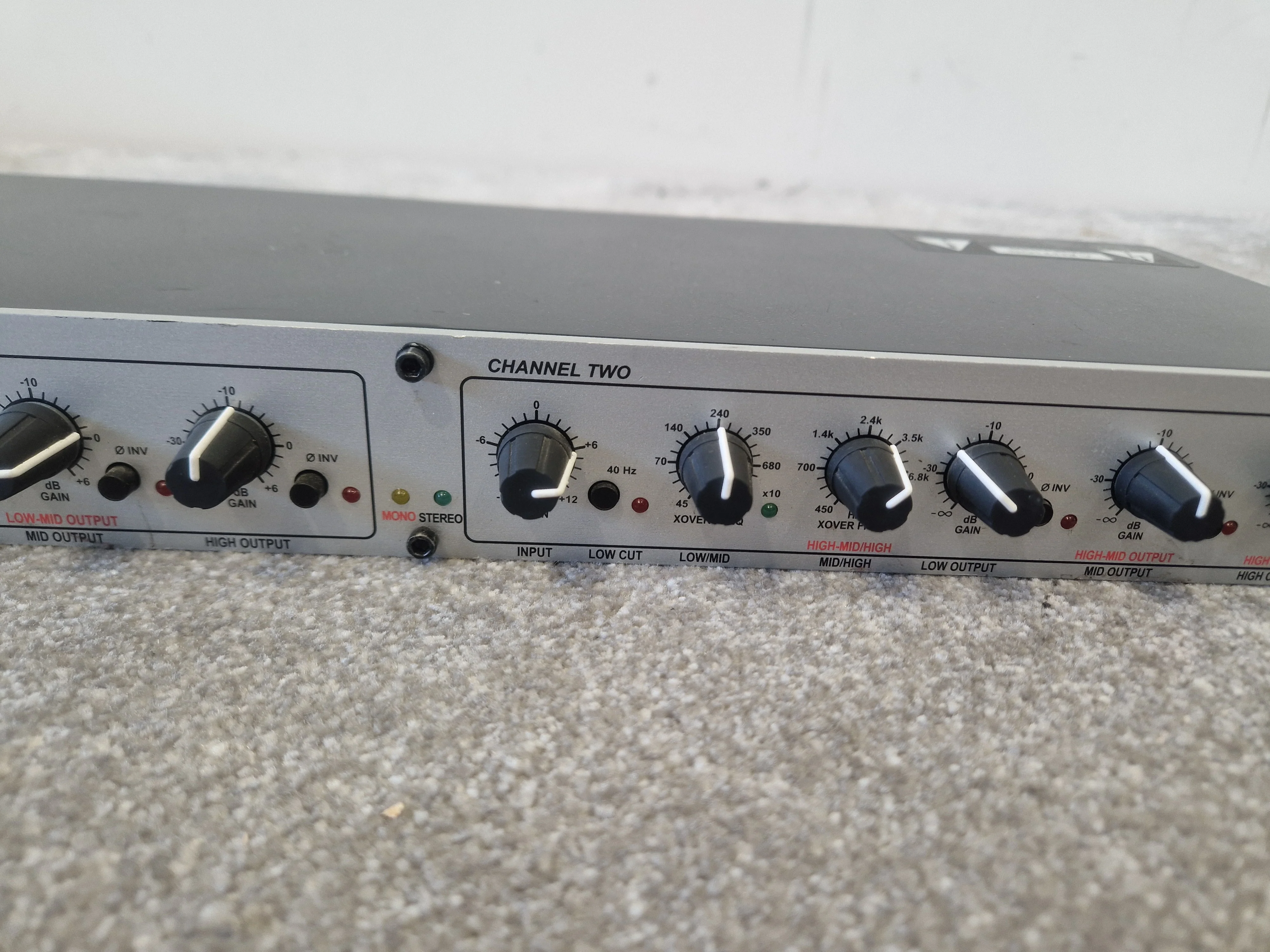 DBX 234xs XSV-EU Crossover – 2/3/4-Way, XLR I/O – Good - Image 3