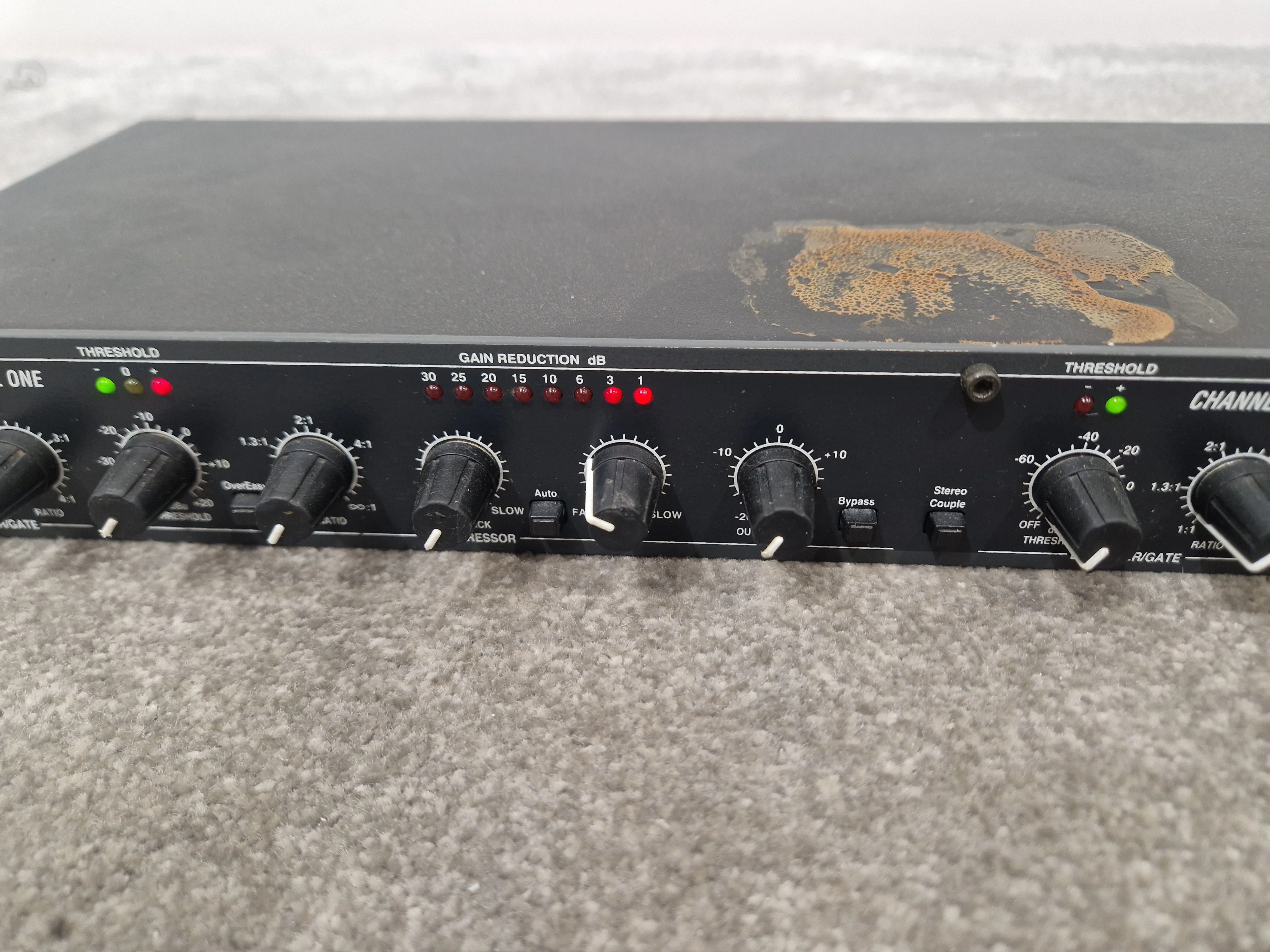 Dbx 266xl Compressor - Dual Channel, Stereo Coupling - Fair - Image 6