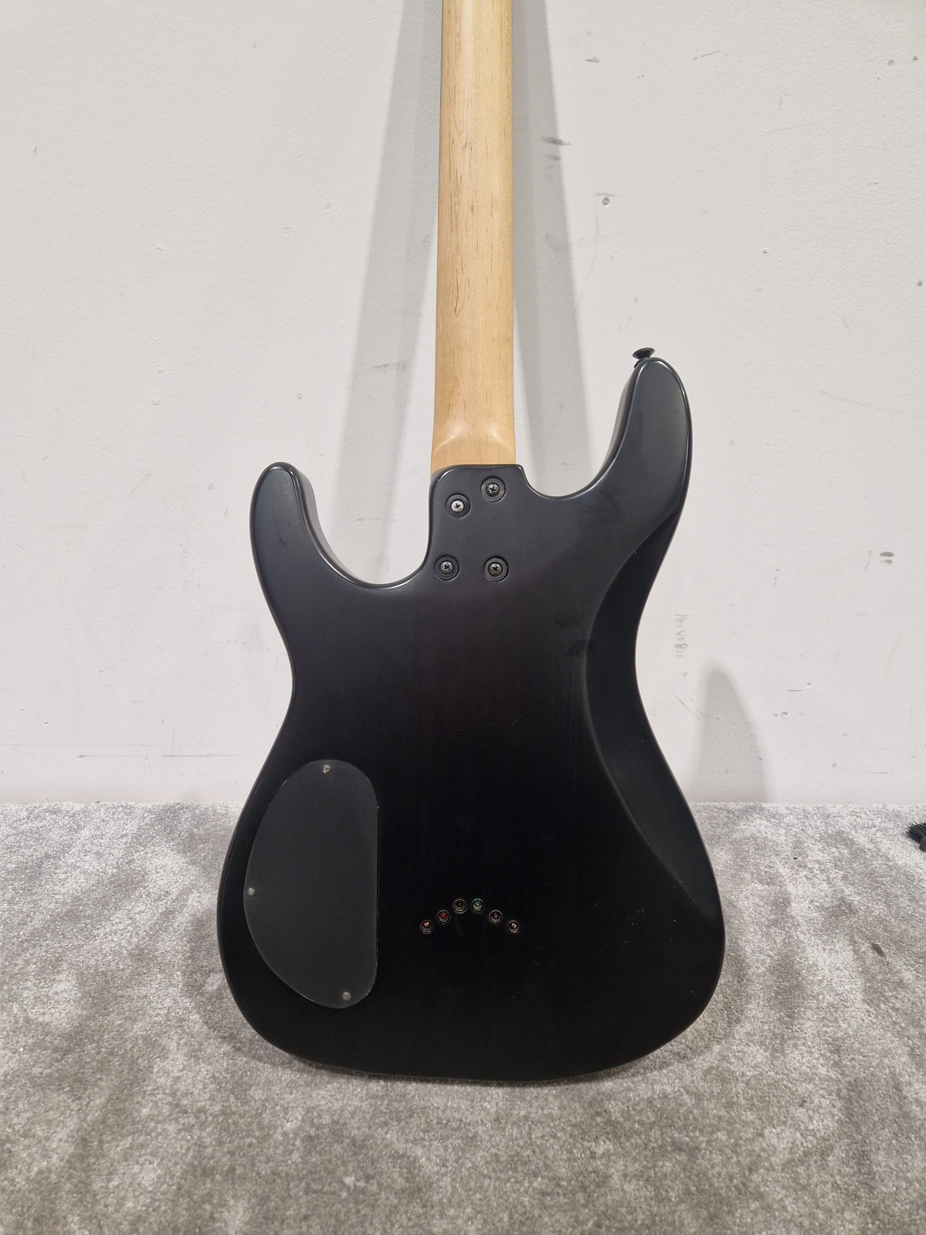 Dean Vendetta Black - Solid Body Electric Guitar - Very Good w/ New Strings - Image 12