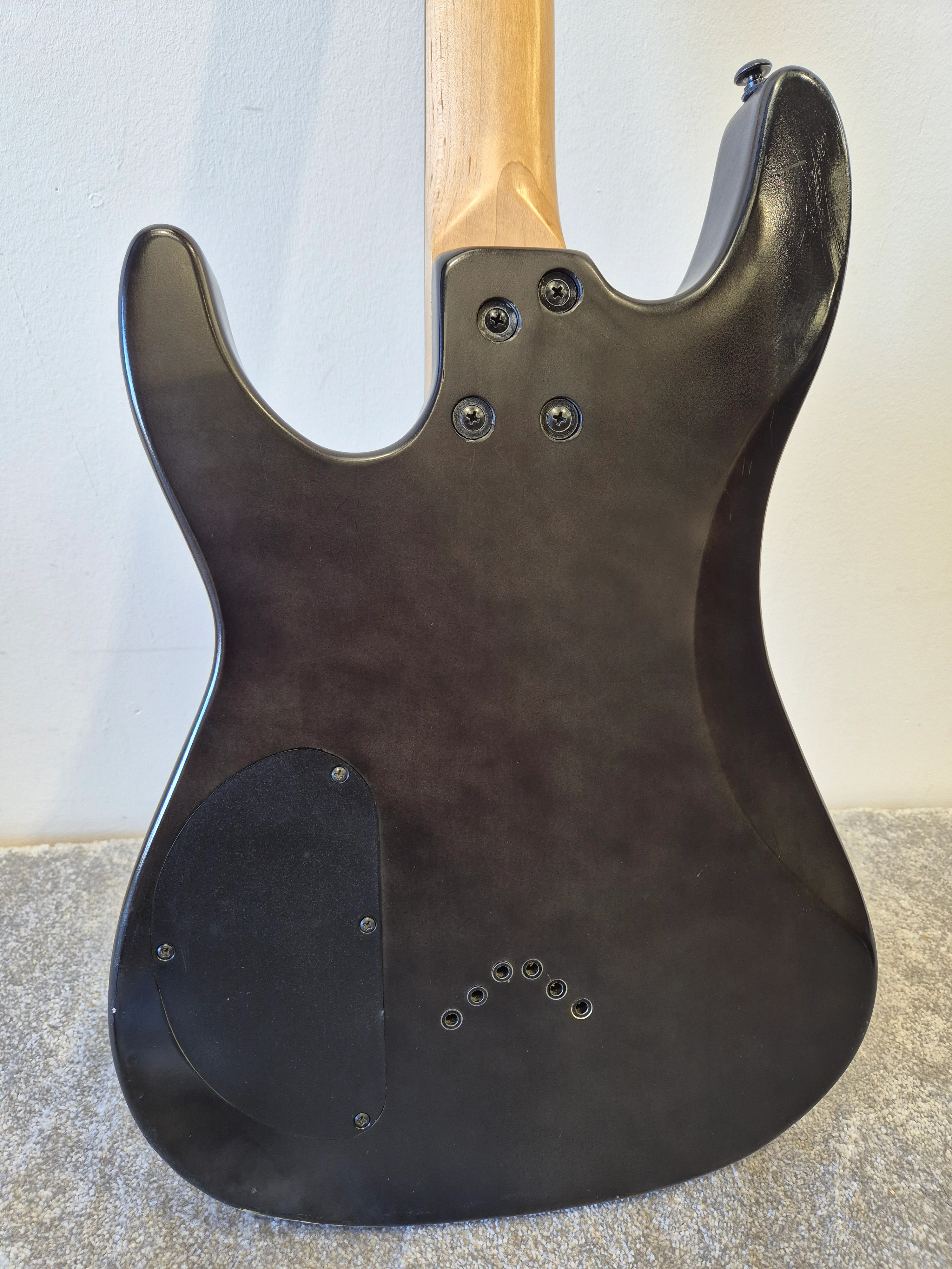 Dean Vendetta X Electric Guitar - Electric Guitar w/ Soft Bag - Image 10