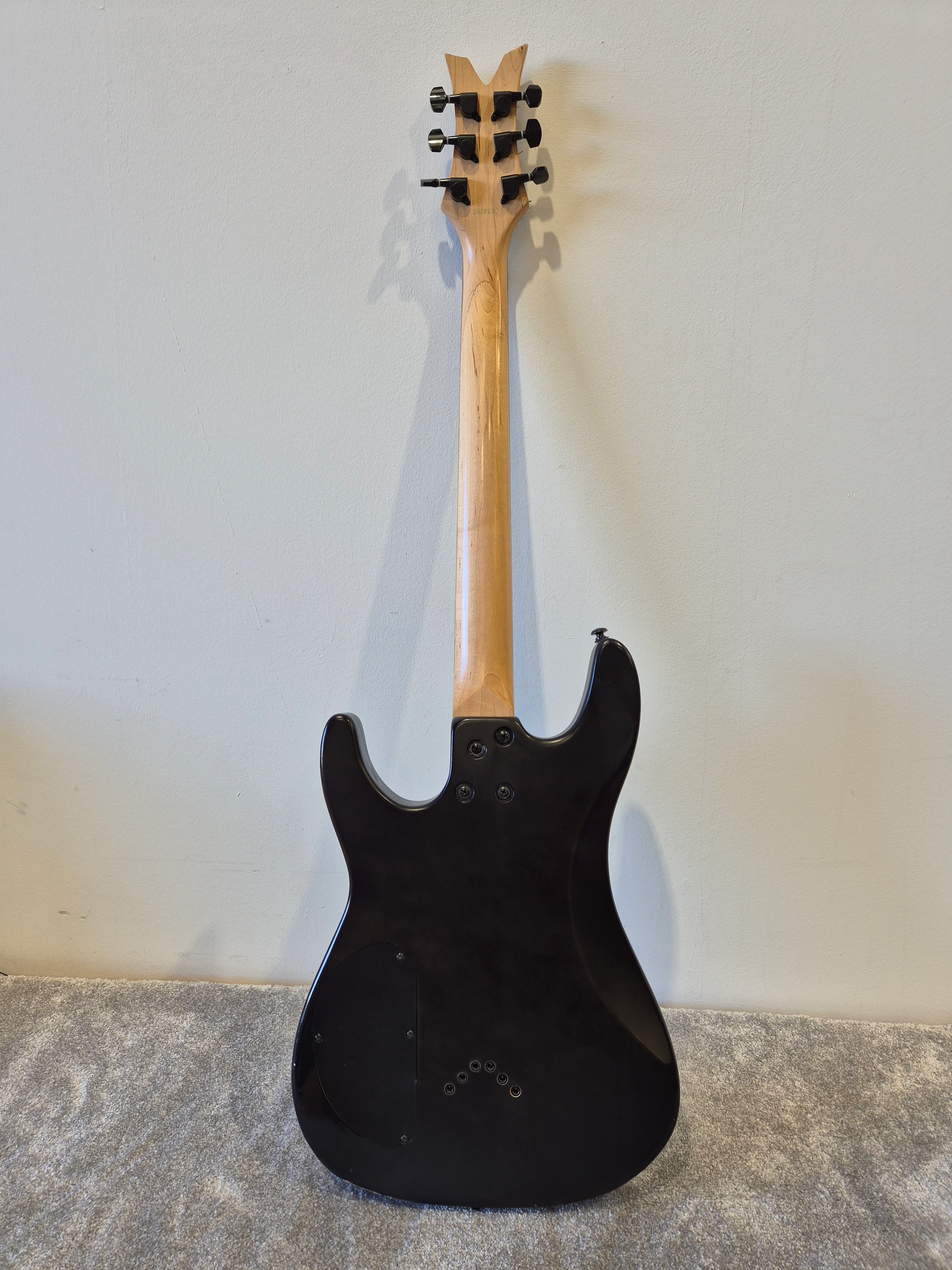 Dean Vendetta X Electric Guitar - Electric Guitar w/ Soft Bag - Image 8