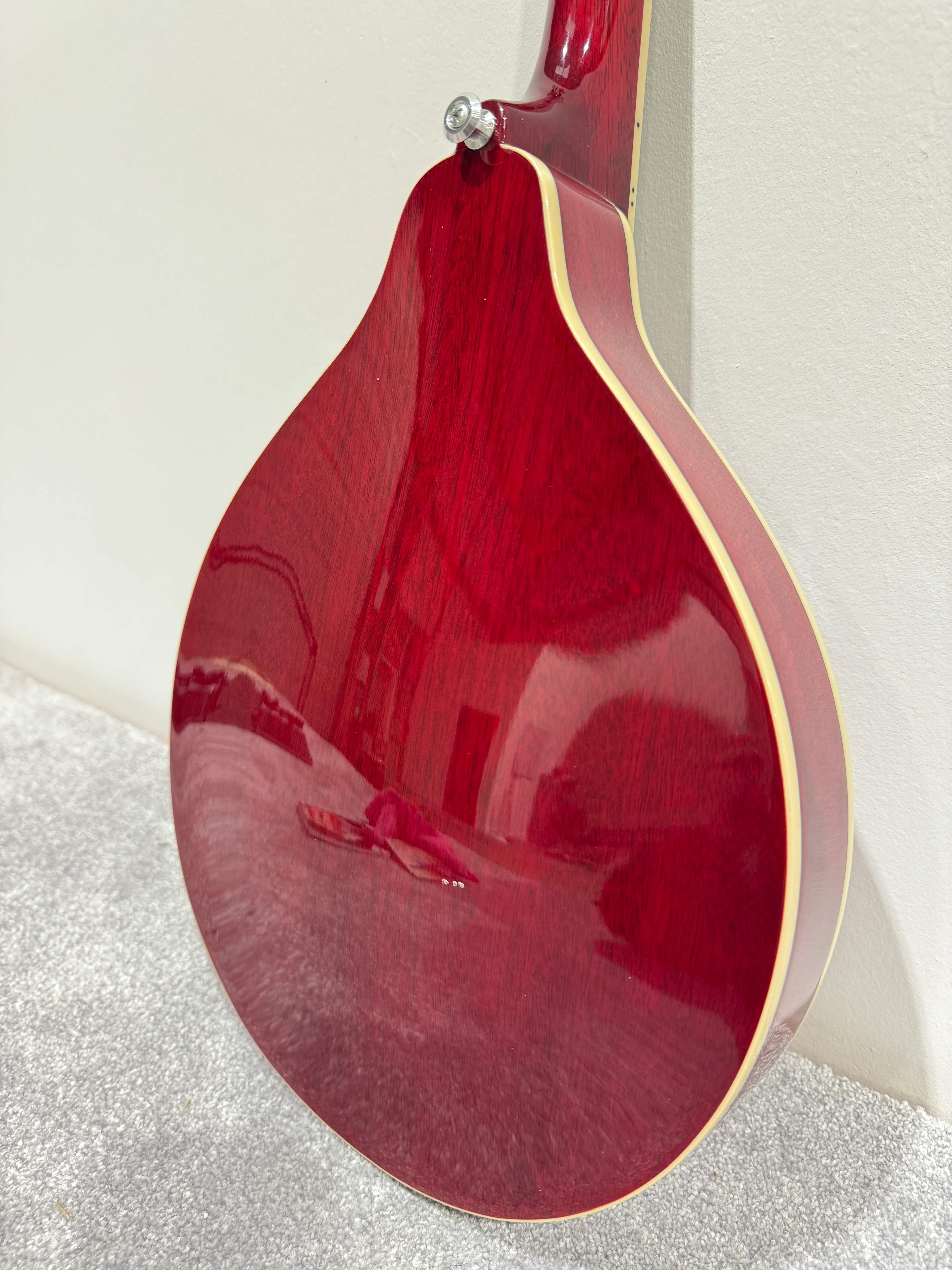 Delta Blue 8 String Mandolin (Red)- with Soft bag, new strings and mandolin chord book - Image 5