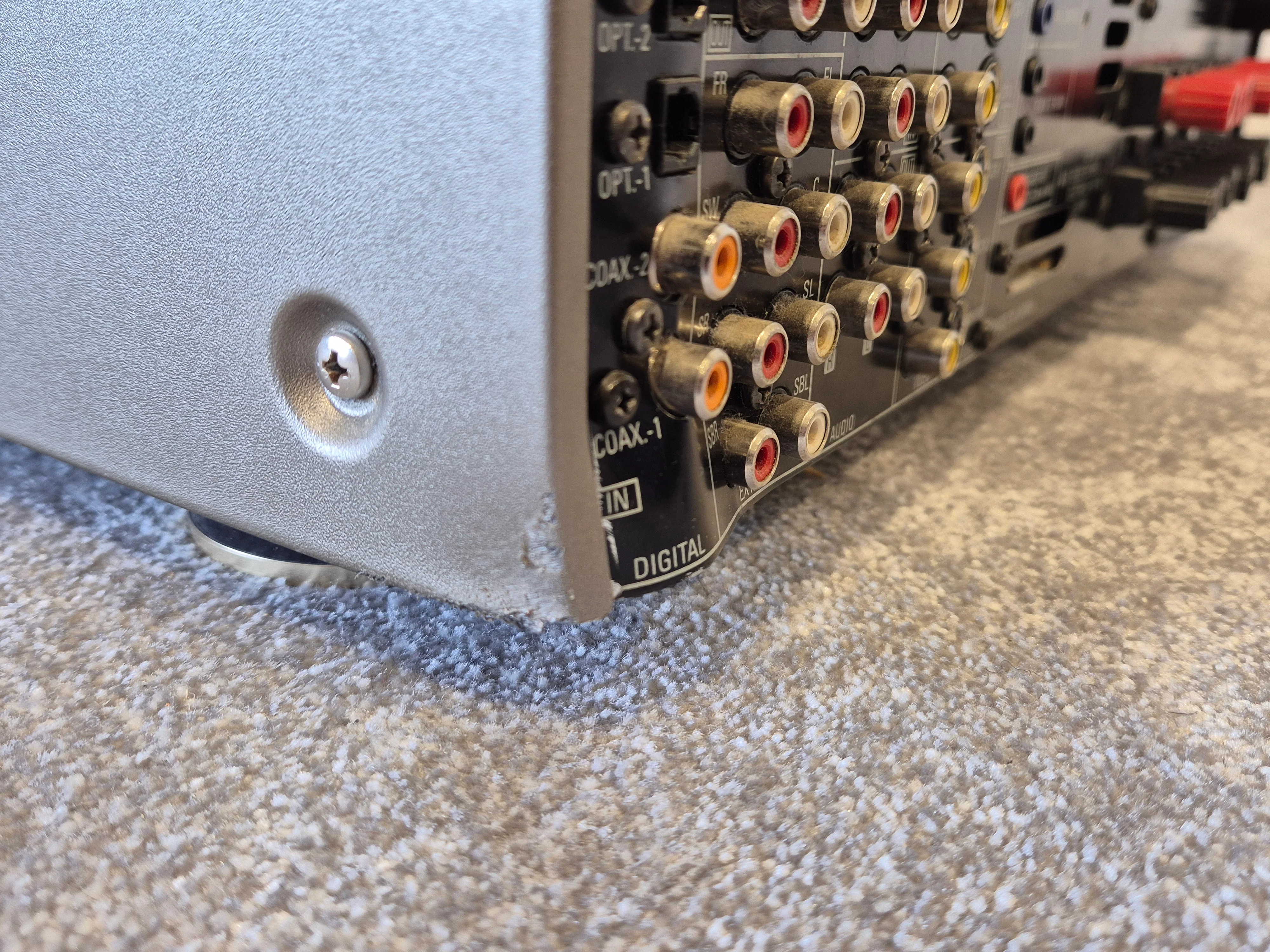Denon AVR-2803 - 6.1 Channel AV Receiver (Spares or Repairs) - Image 9